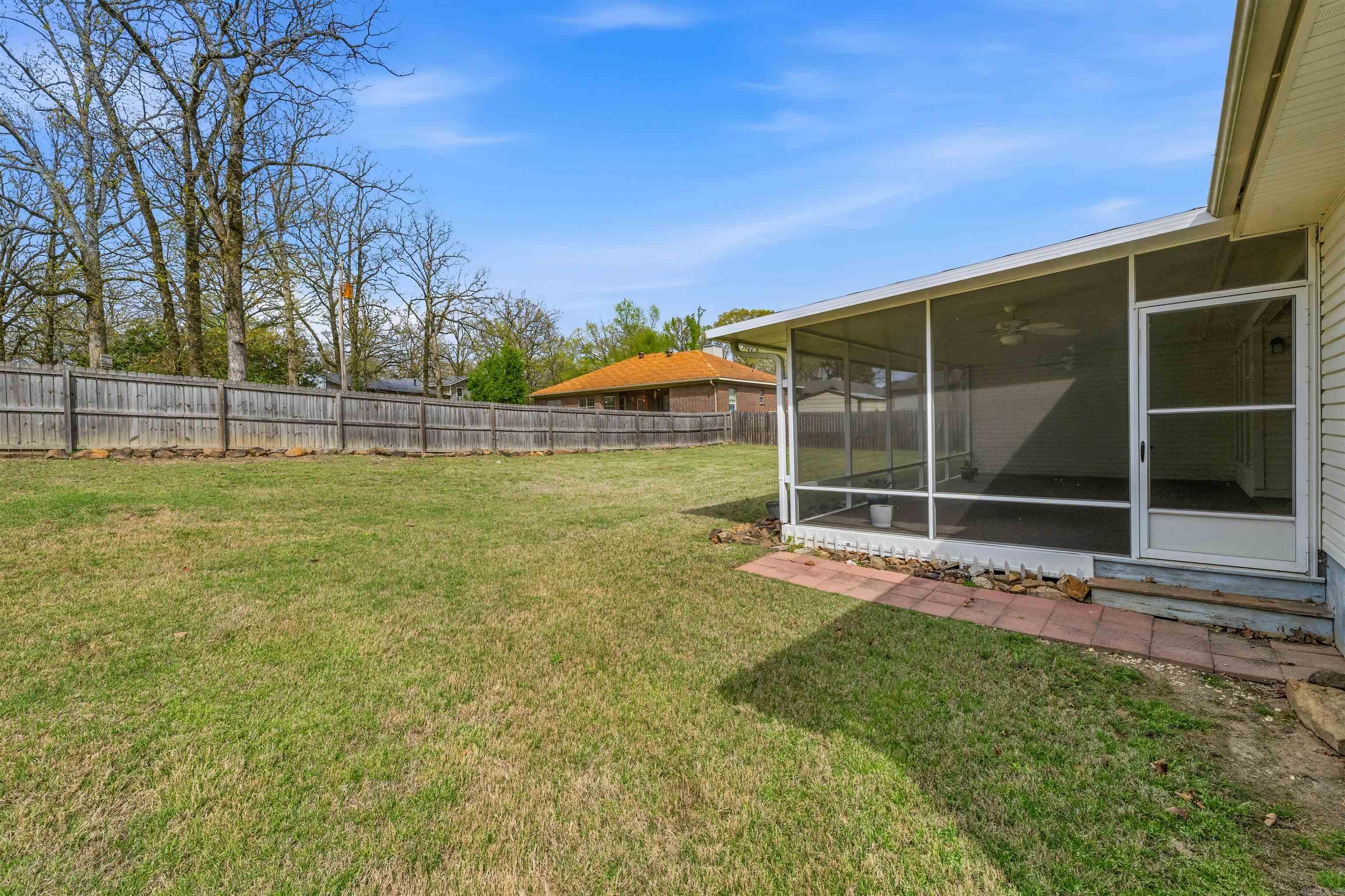 FAIR OAKS - Residential