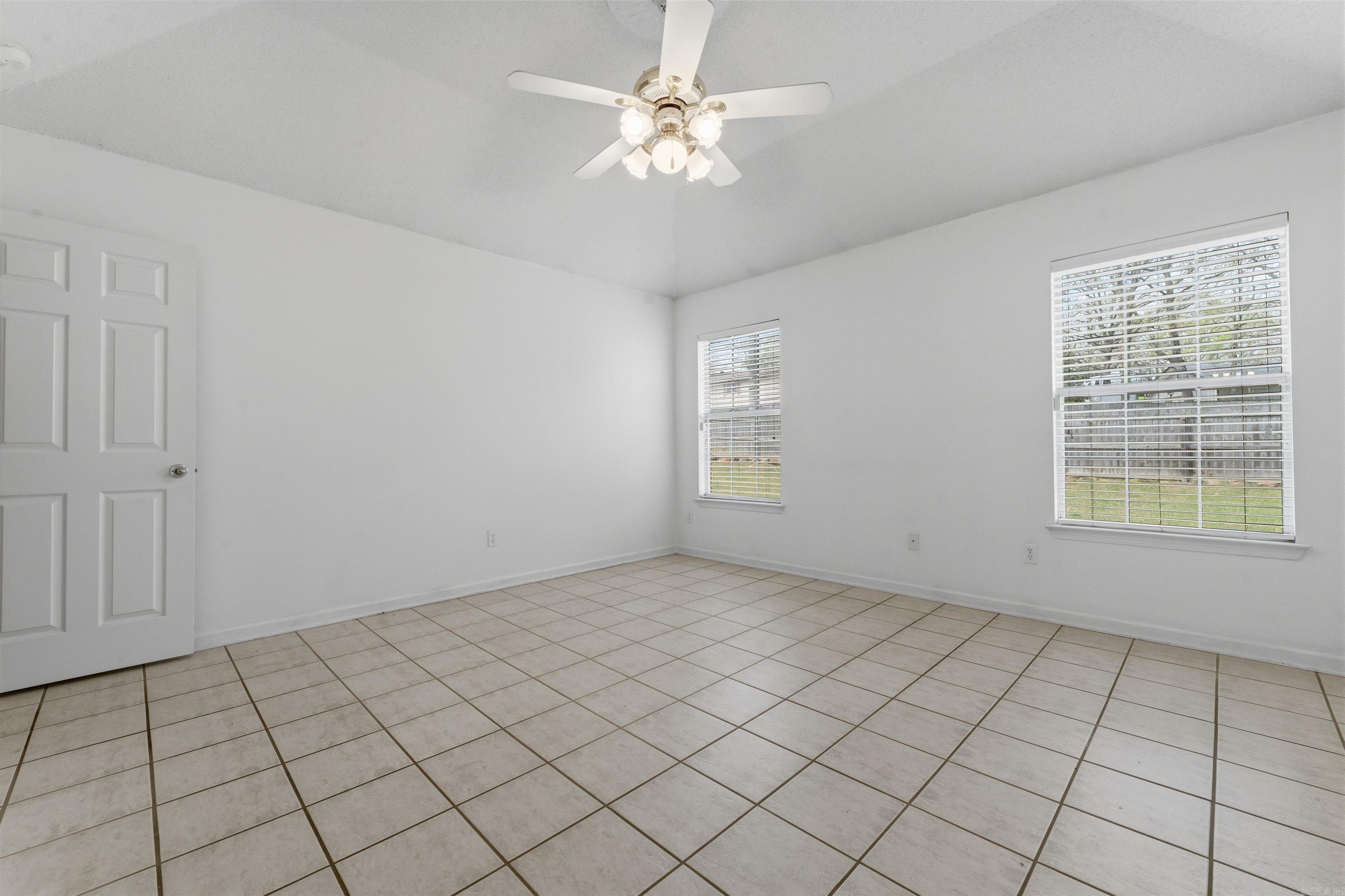 FAIR OAKS - Residential