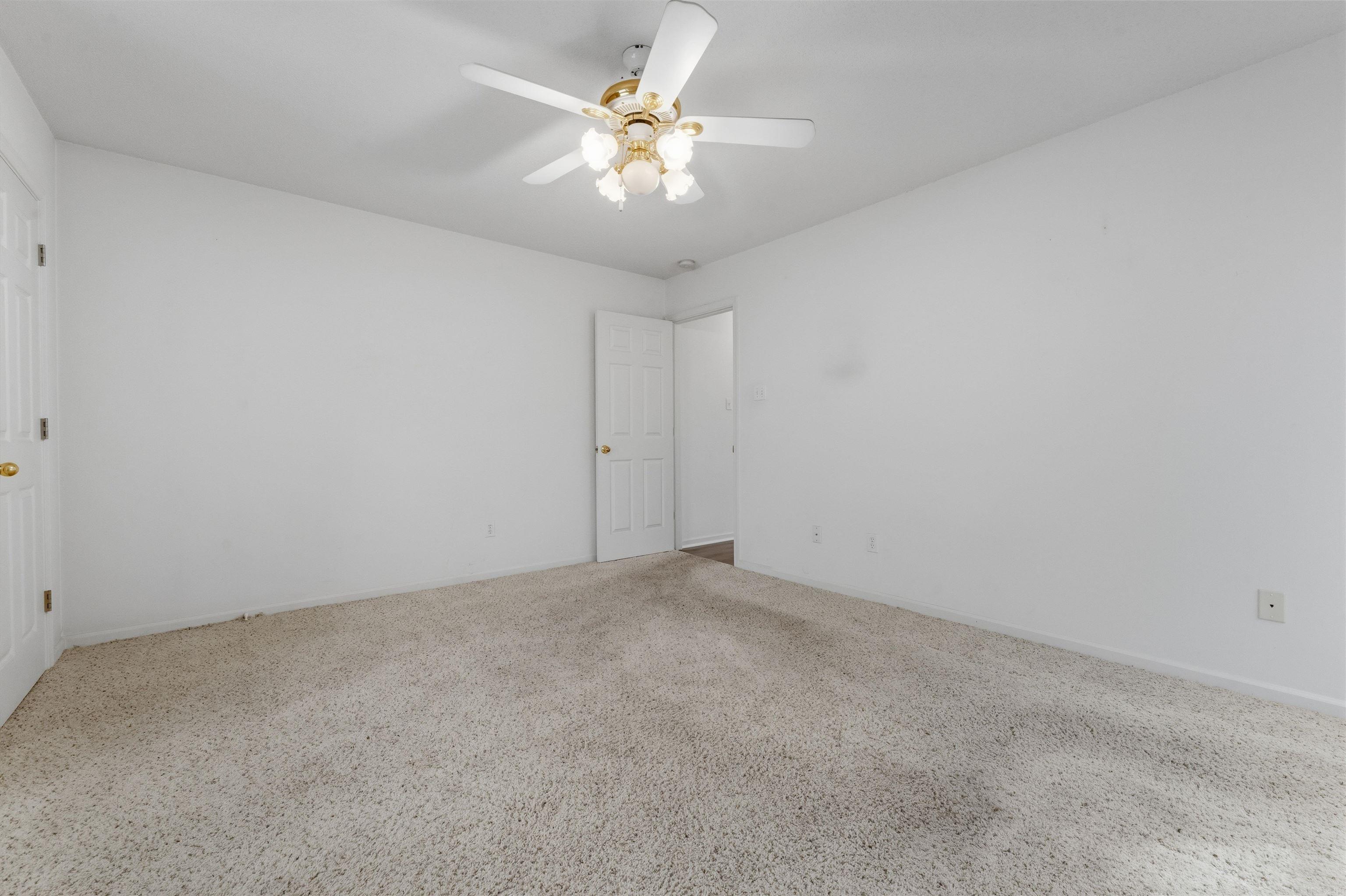 FAIR OAKS - Residential