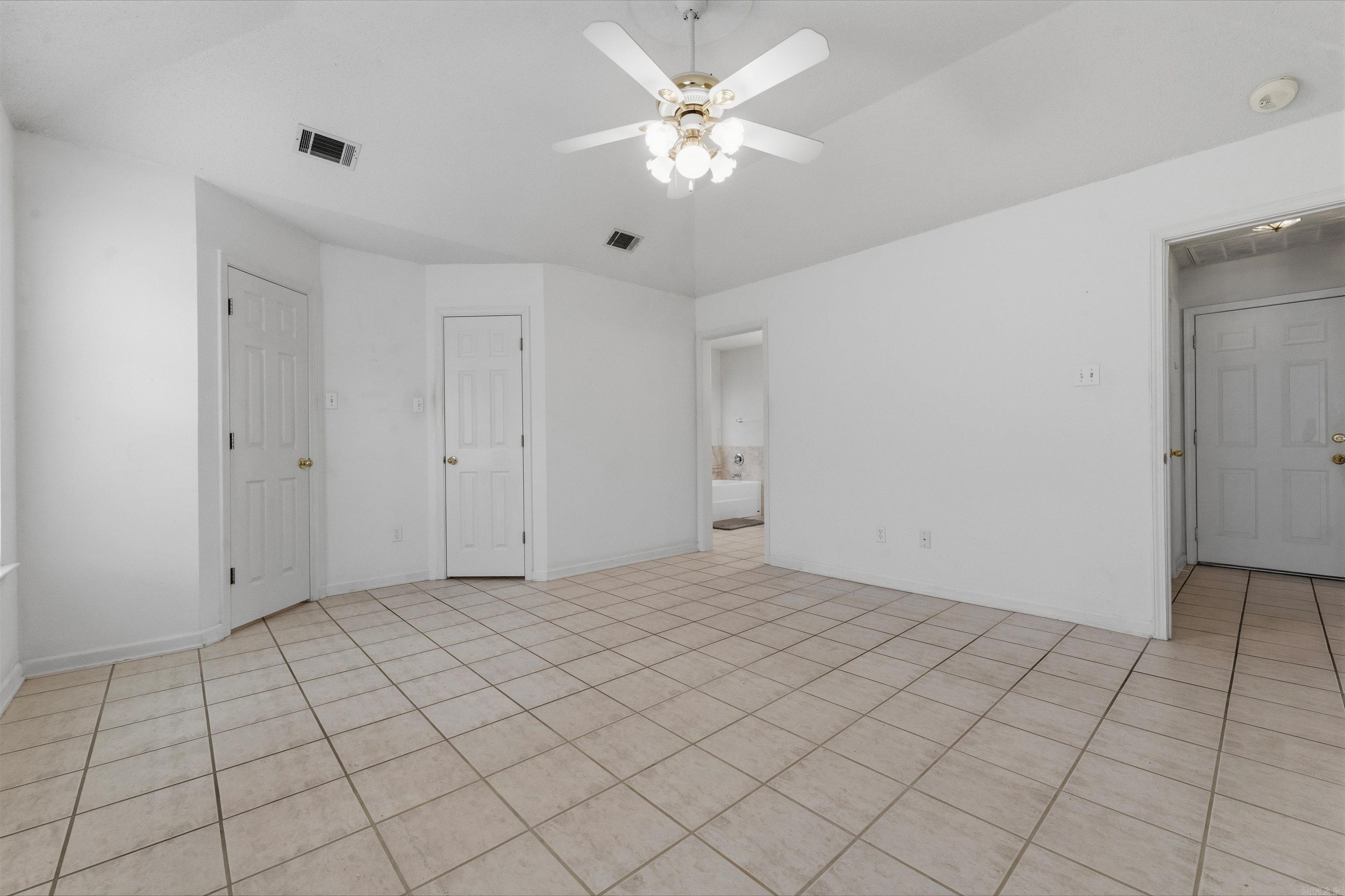 FAIR OAKS - Residential