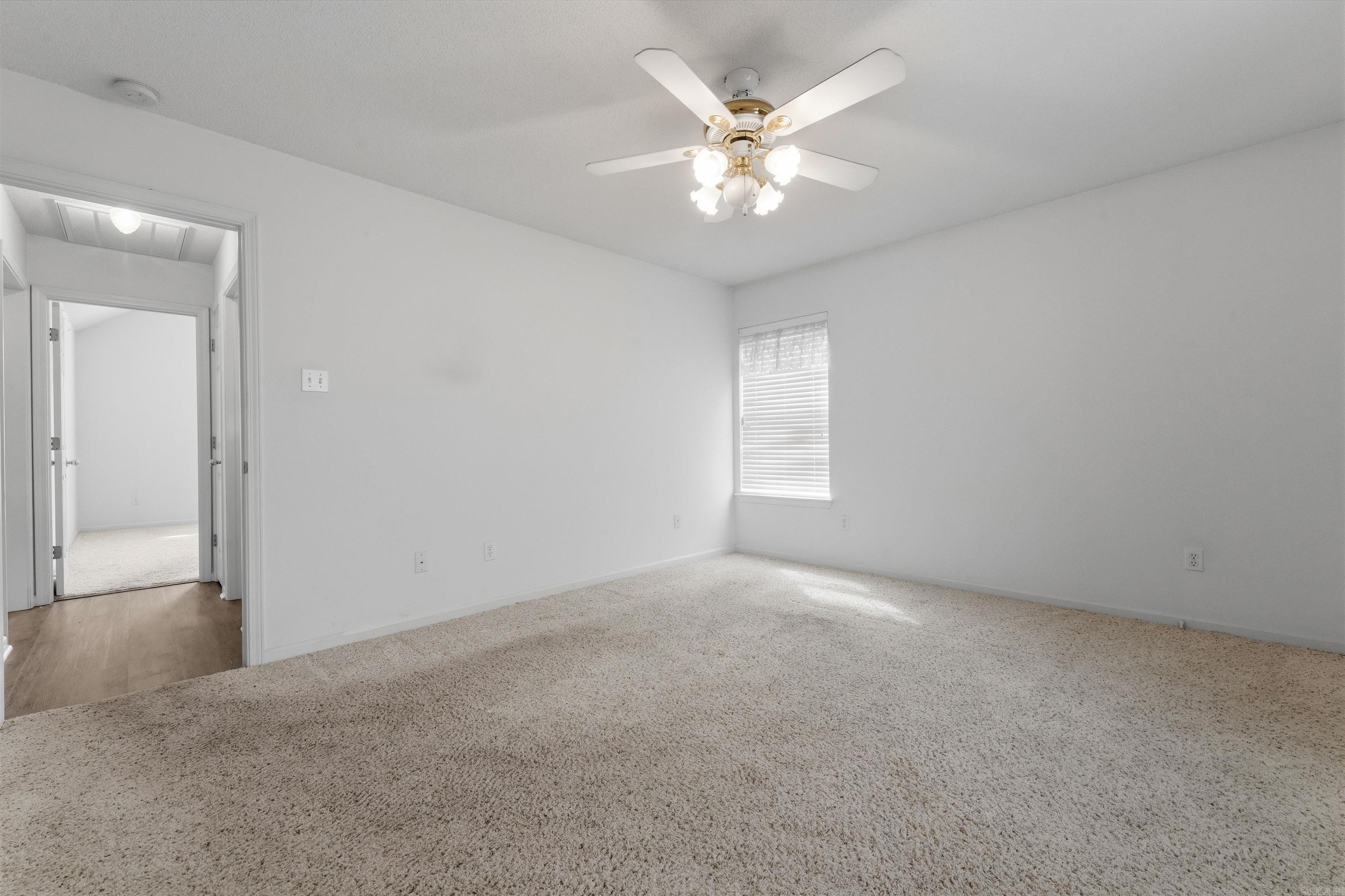 FAIR OAKS - Residential