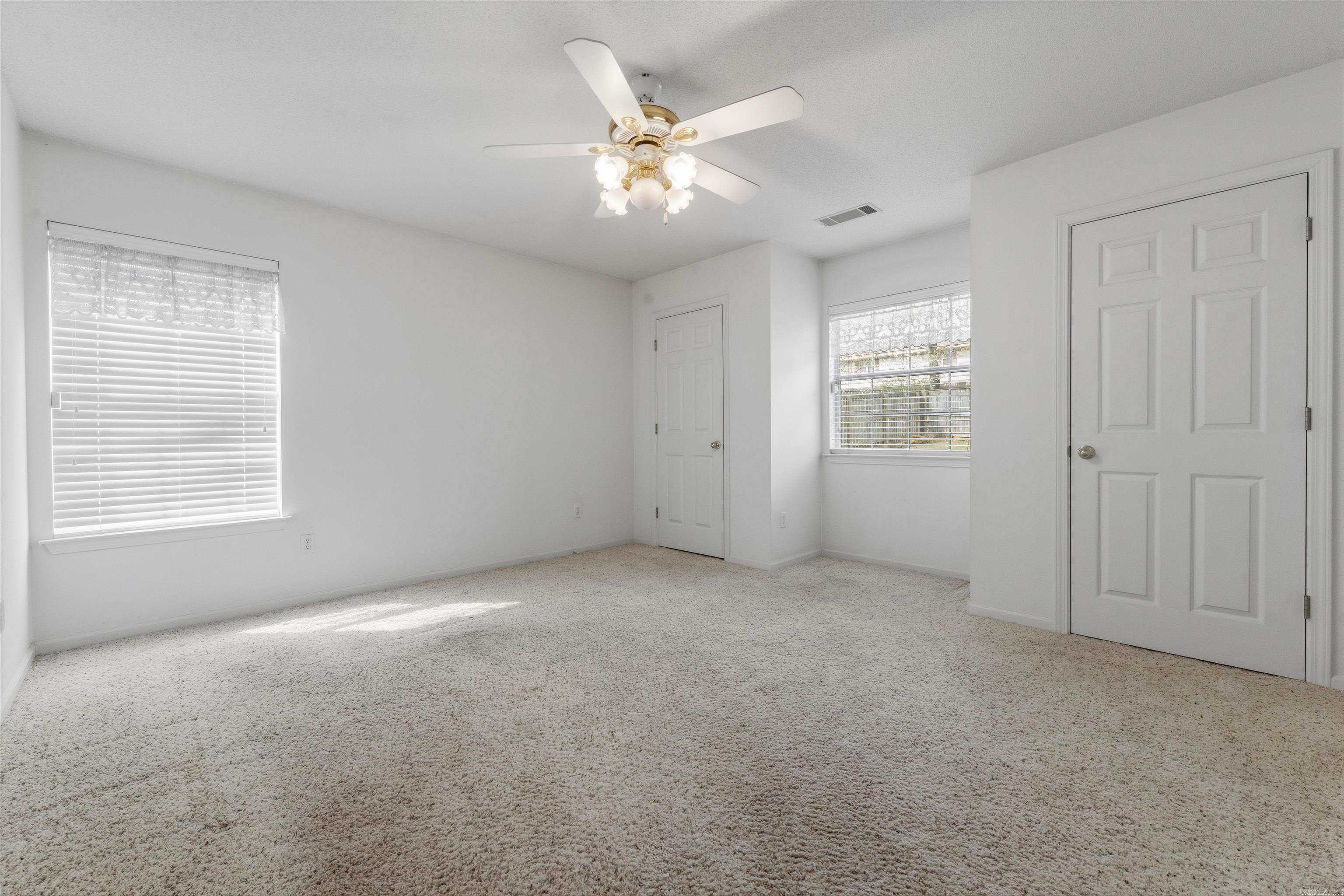 FAIR OAKS - Residential