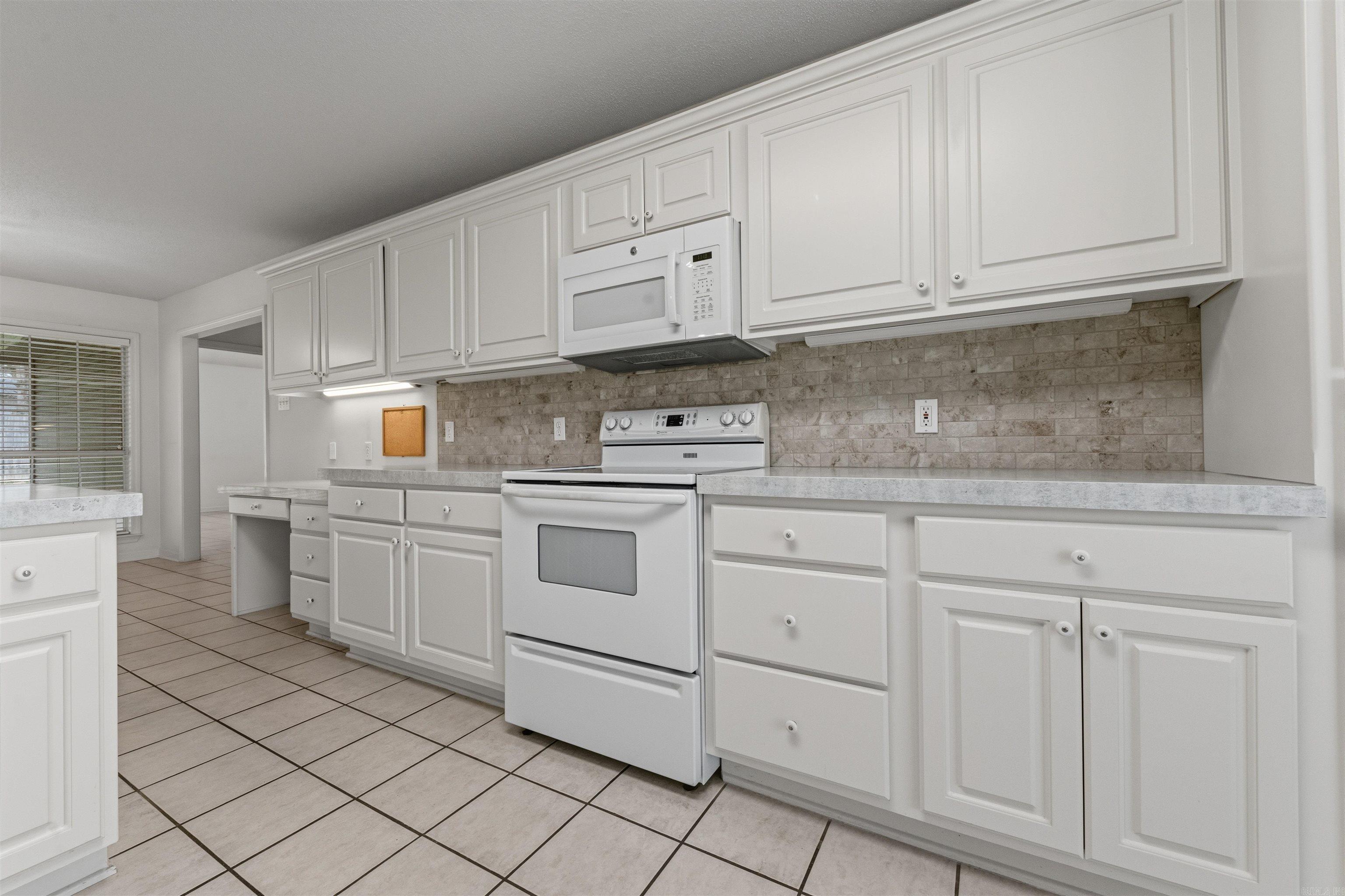 FAIR OAKS - Residential