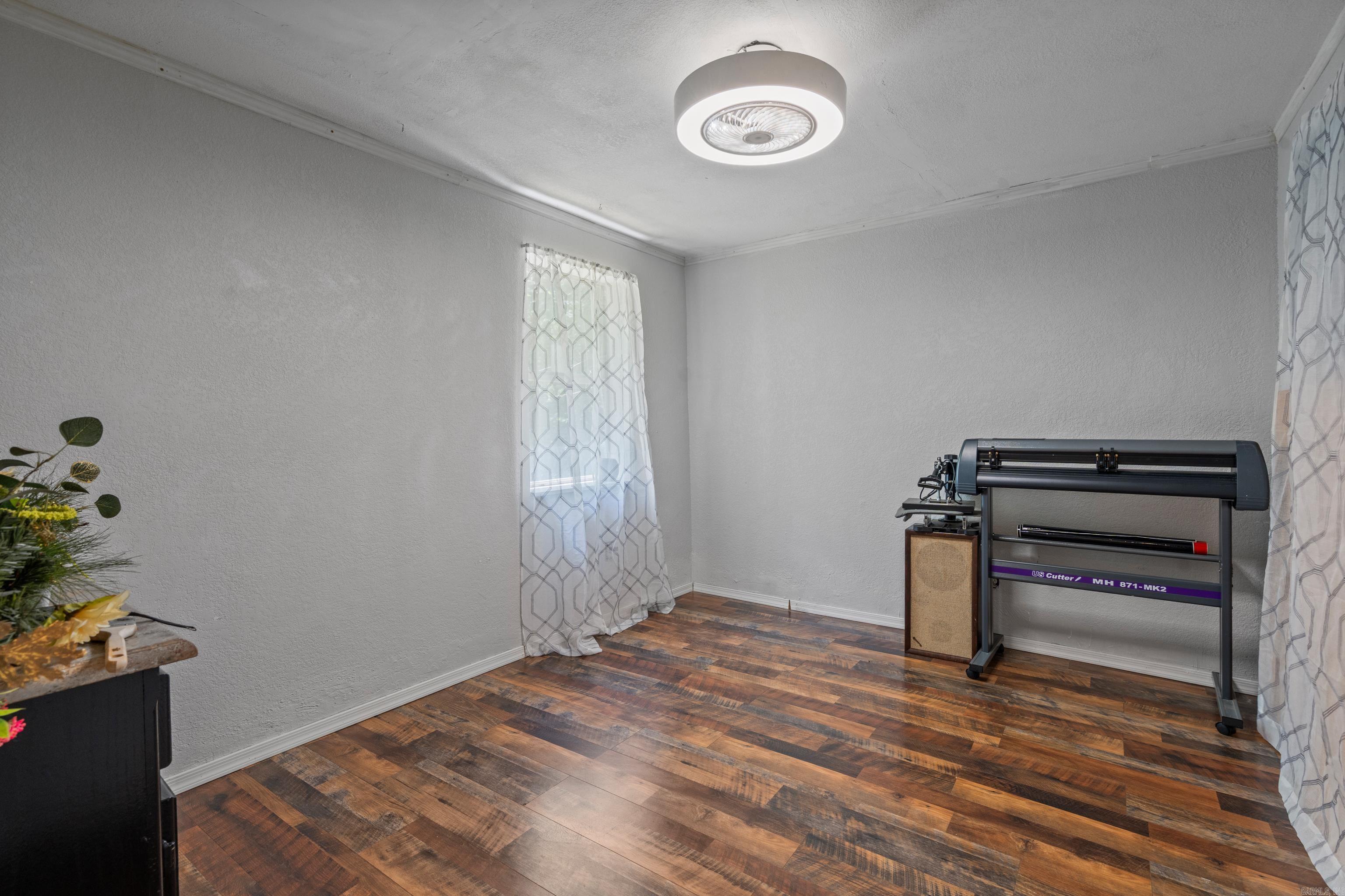 Eddy & Longinotti - Residential