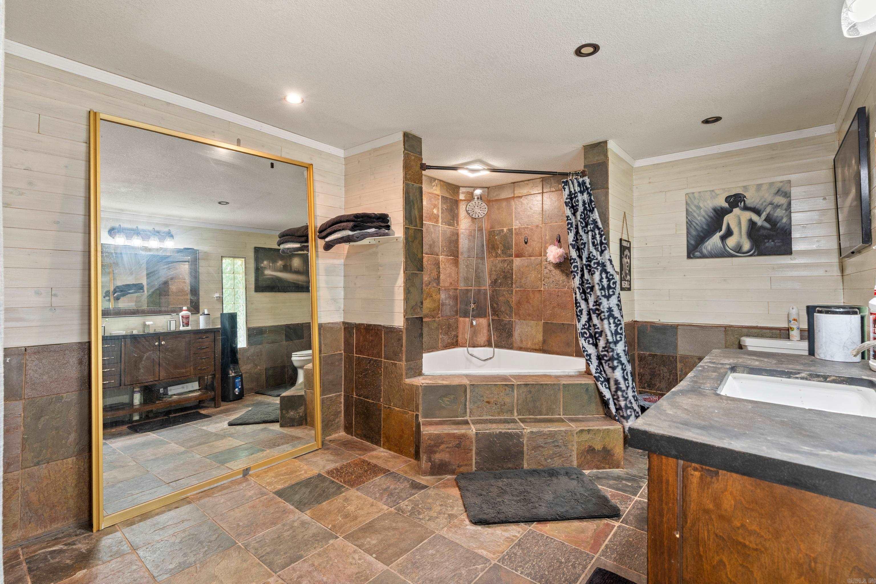 Eddy & Longinotti - Residential