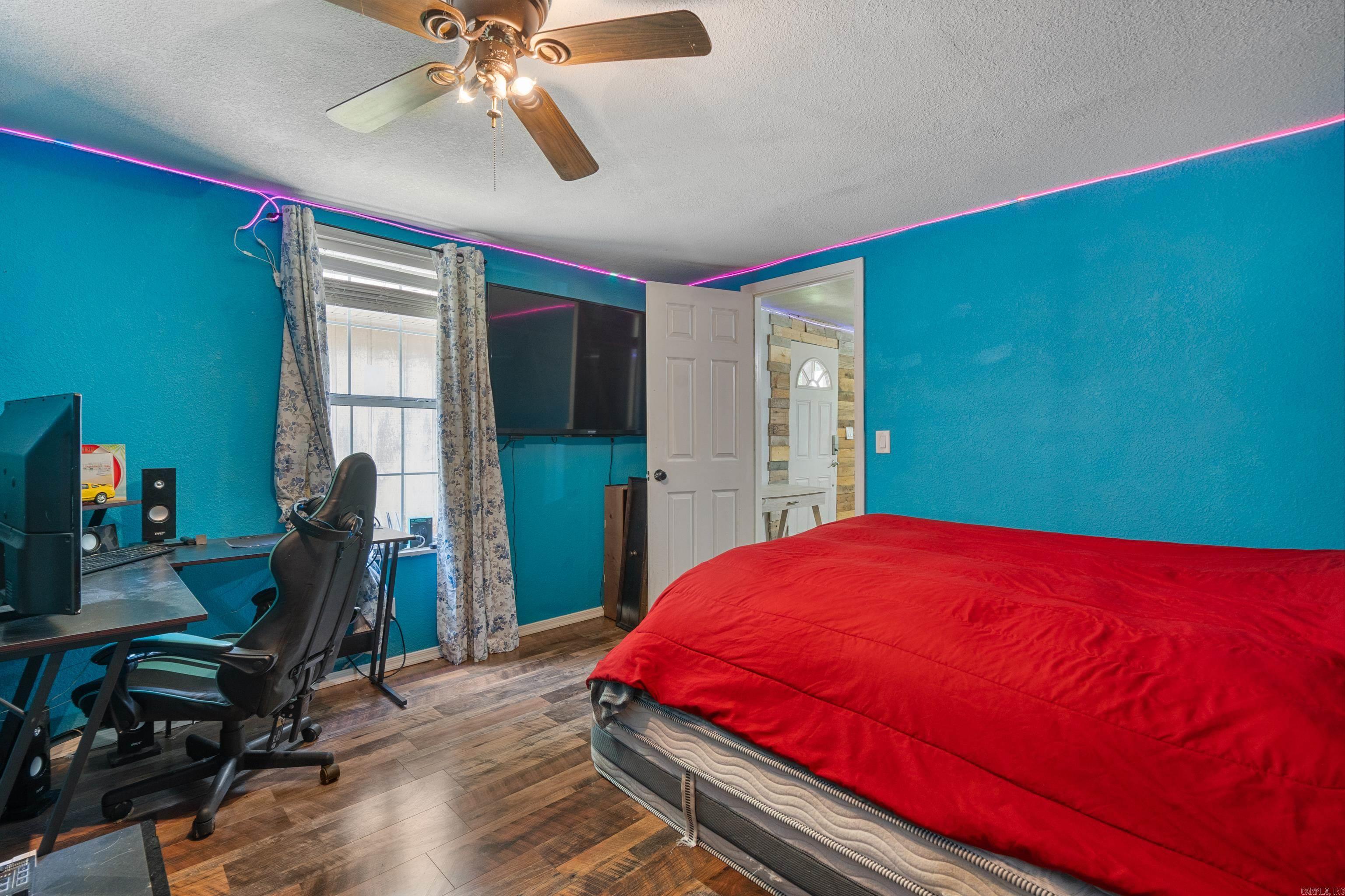 Eddy & Longinotti - Residential