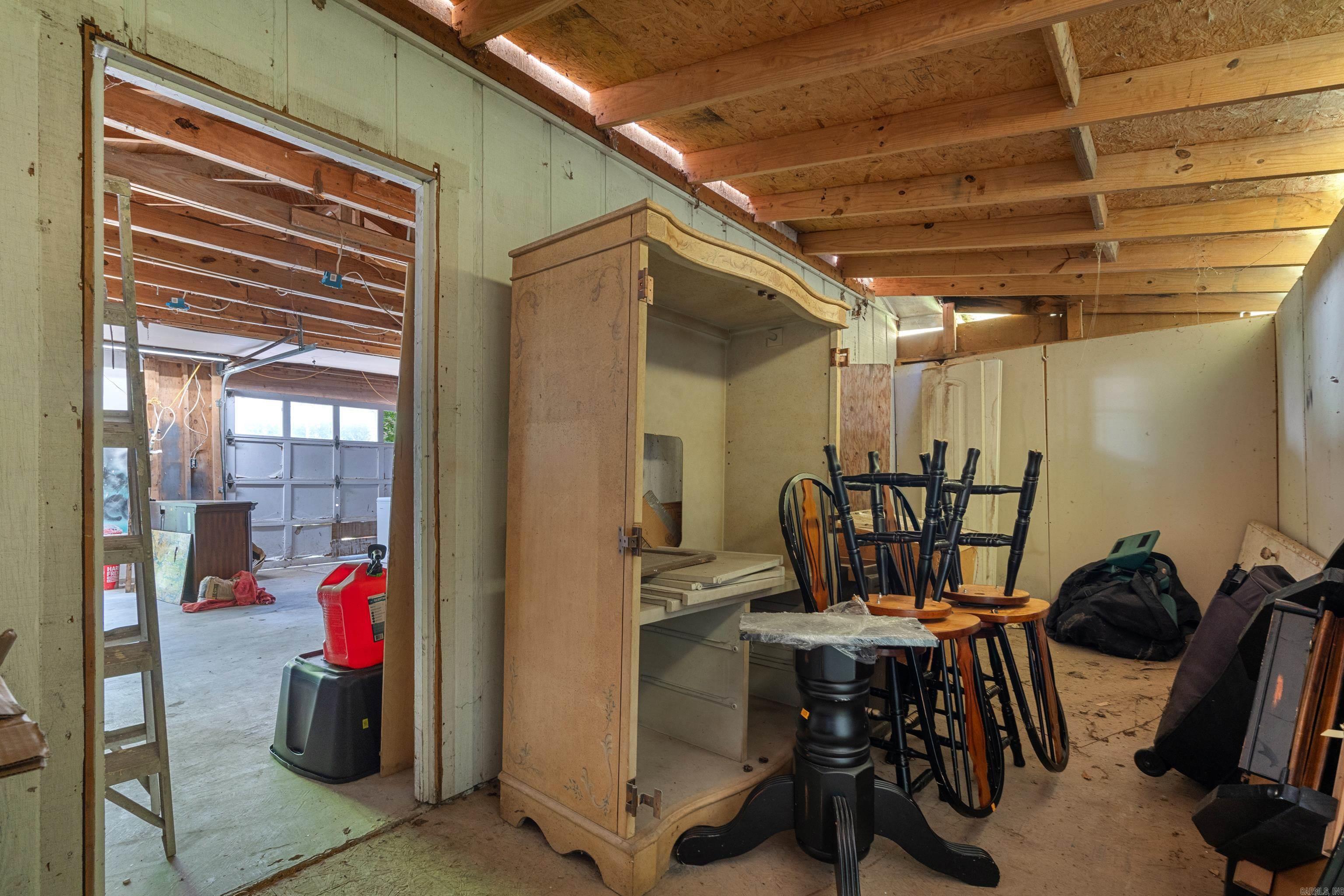 Eddy & Longinotti - Residential