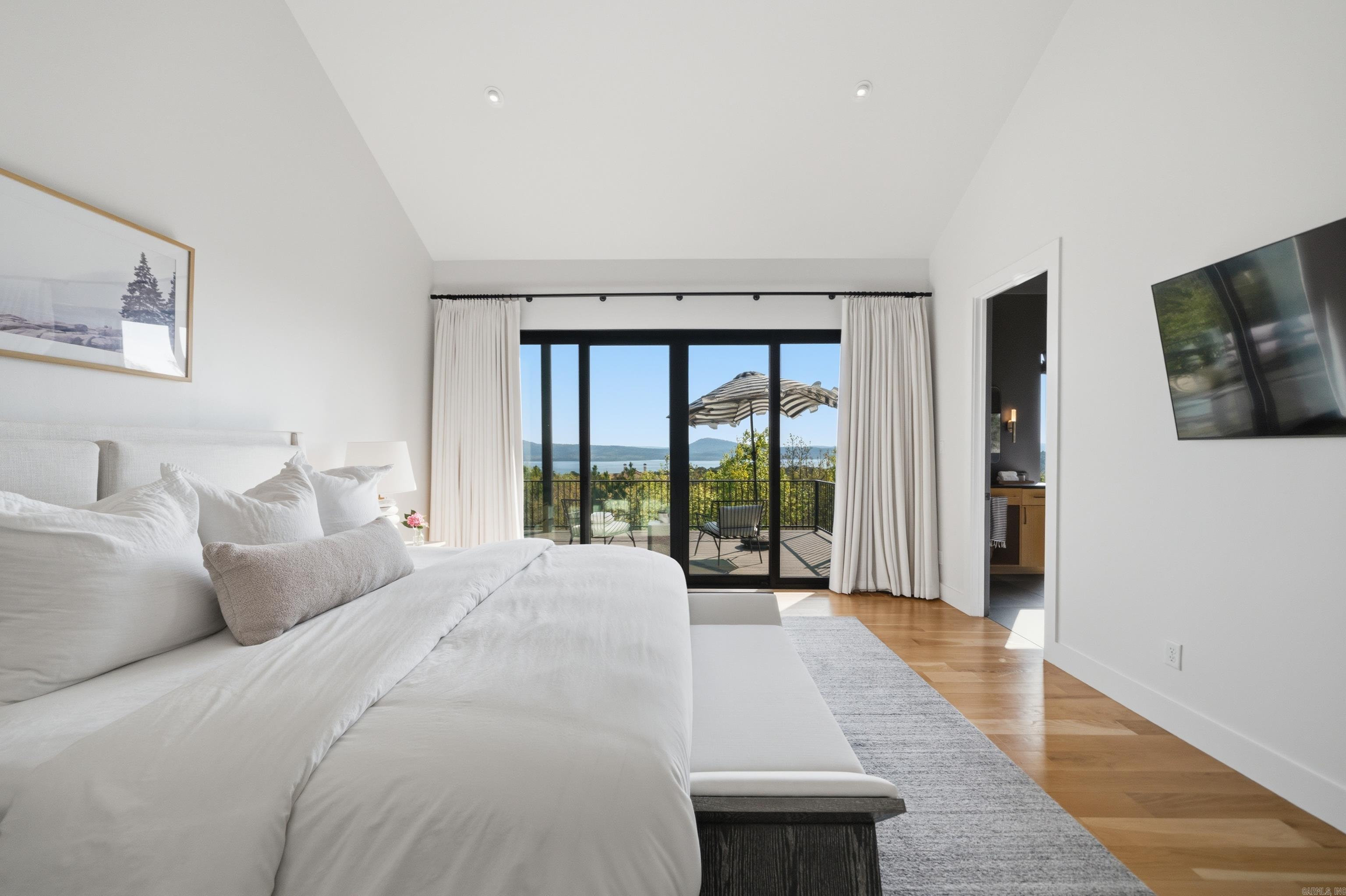 WATERVIEW ESTATES - Residential