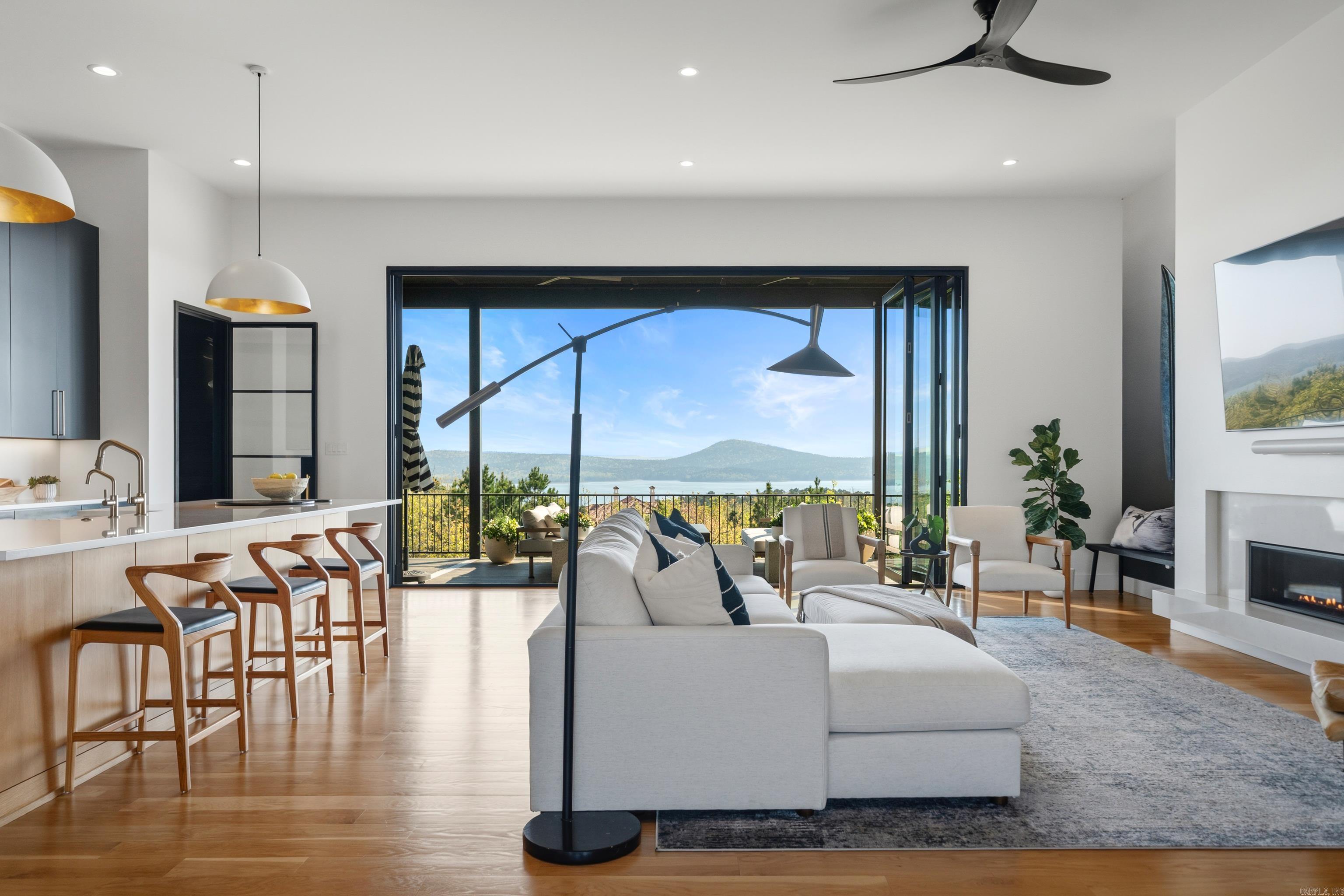 WATERVIEW ESTATES - Residential