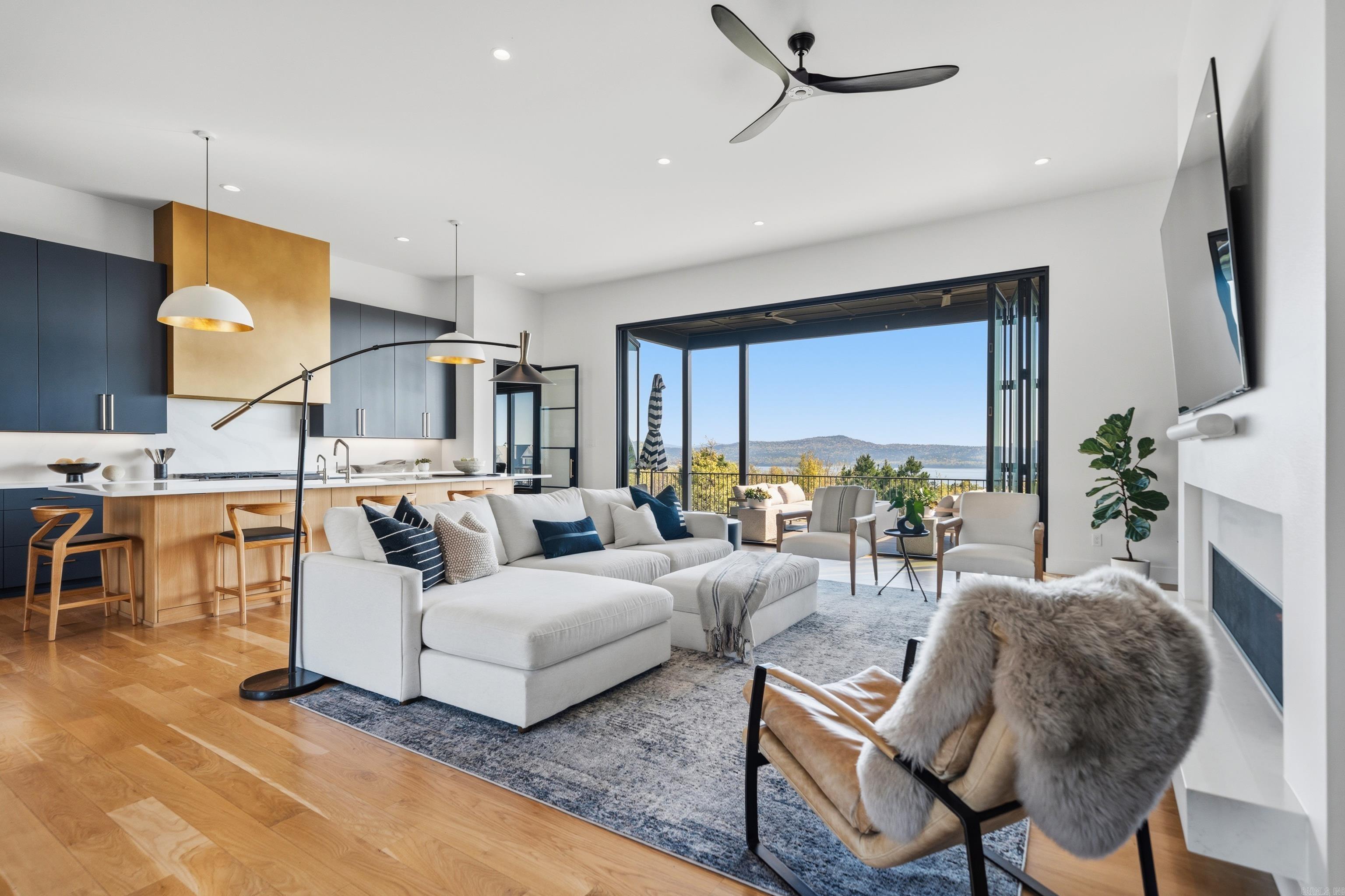 WATERVIEW ESTATES - Residential