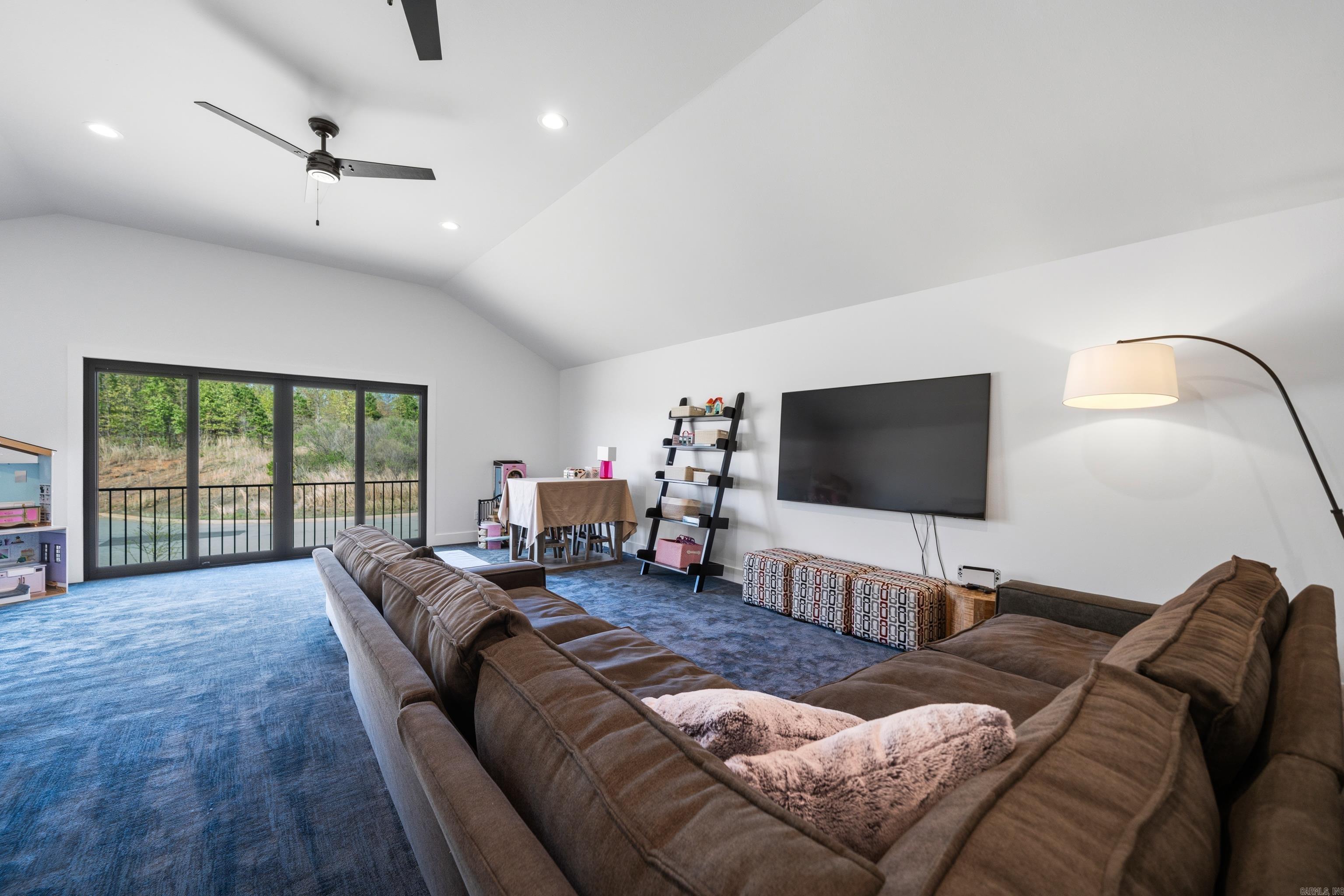 WATERVIEW ESTATES - Residential