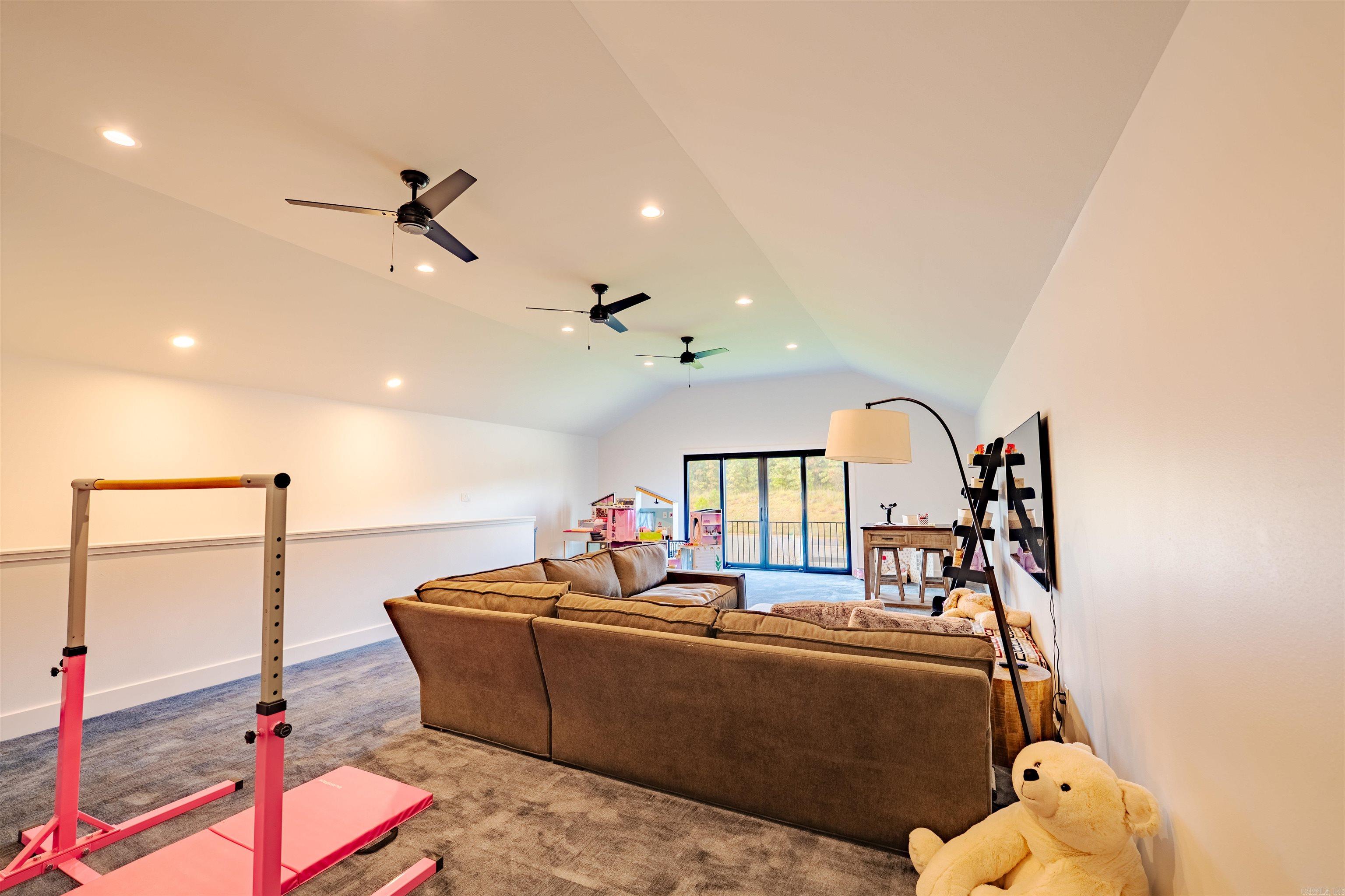 WATERVIEW ESTATES - Residential