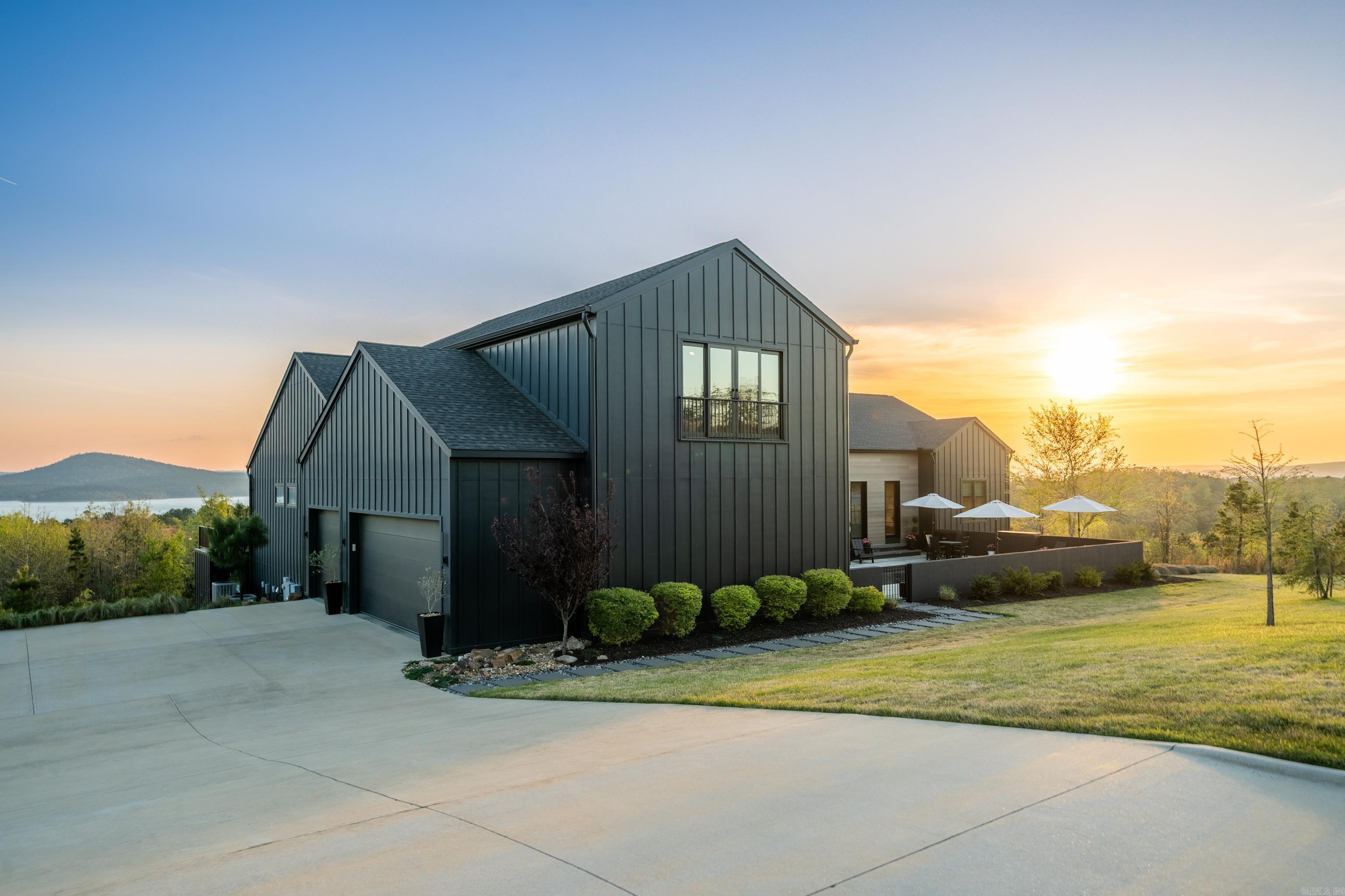 WATERVIEW ESTATES - Residential