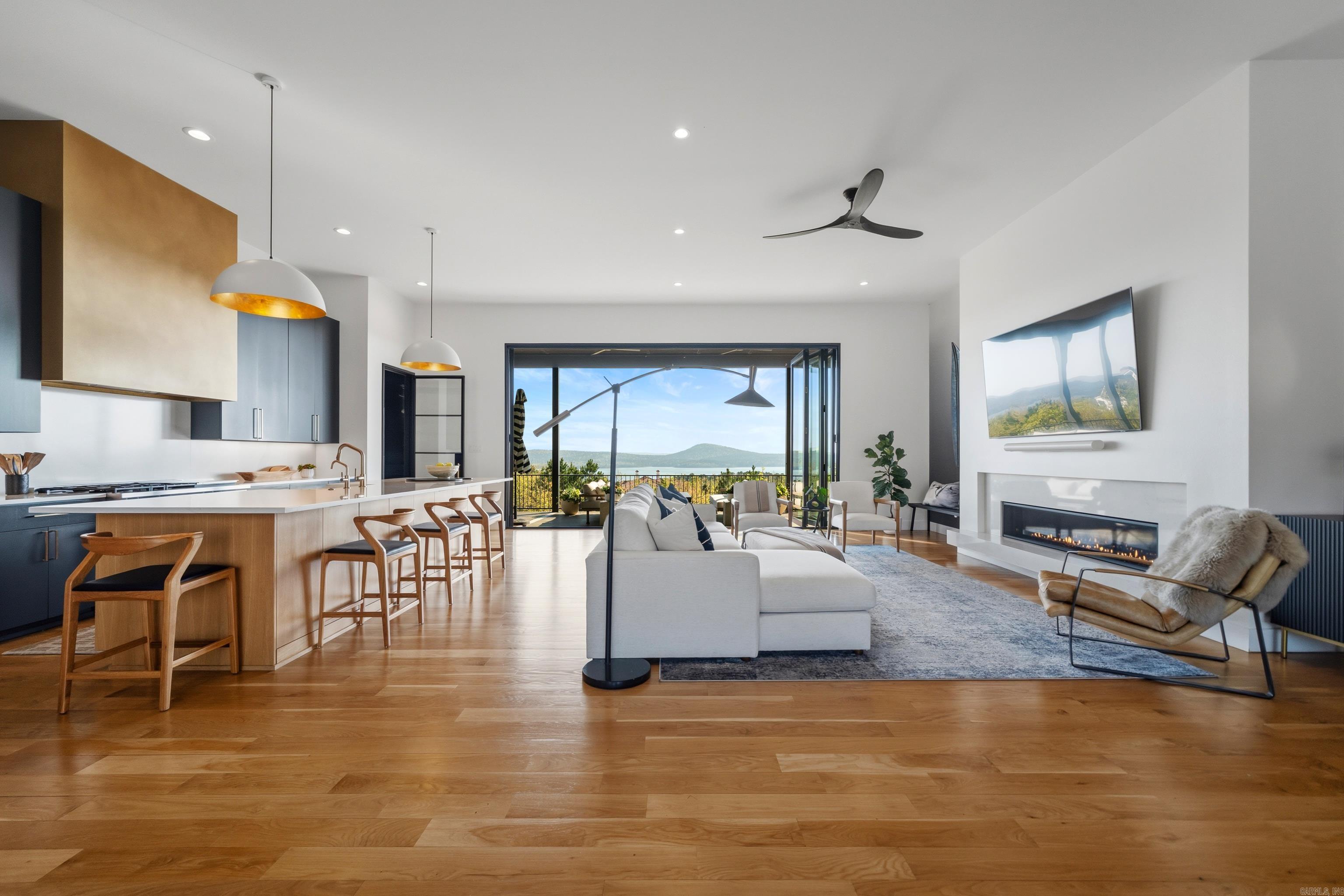 WATERVIEW ESTATES - Residential