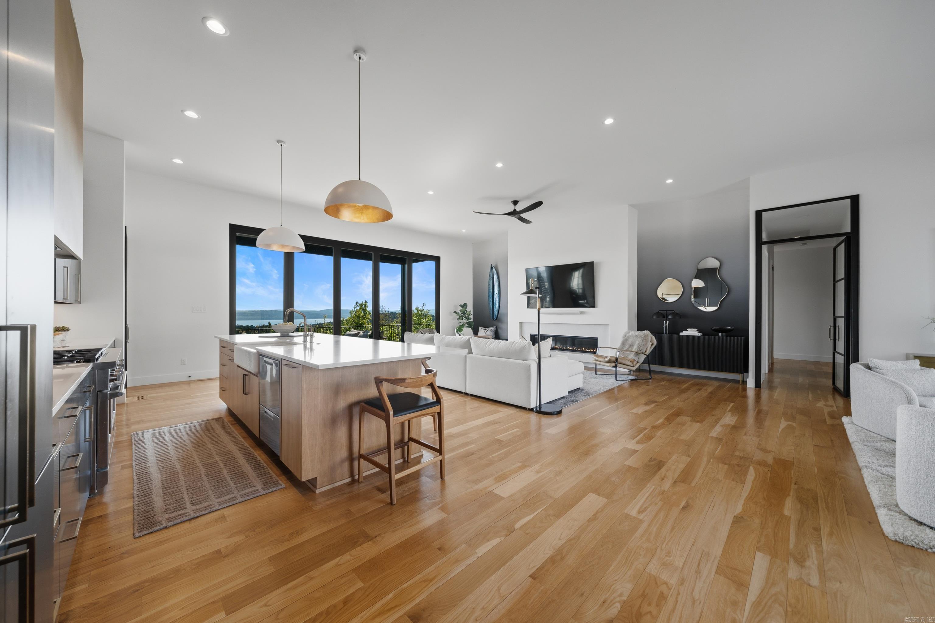 WATERVIEW ESTATES - Residential