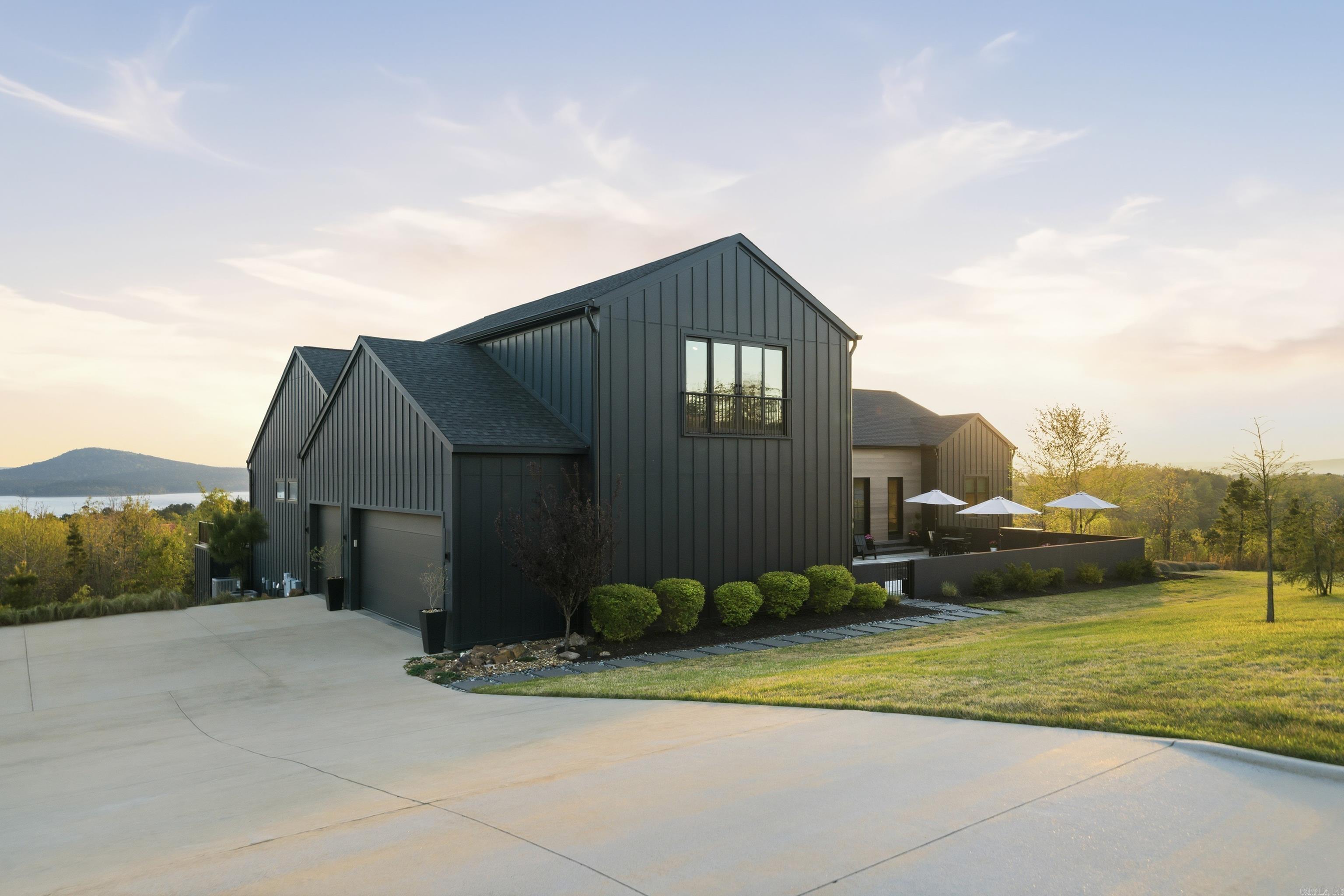 WATERVIEW ESTATES - Residential