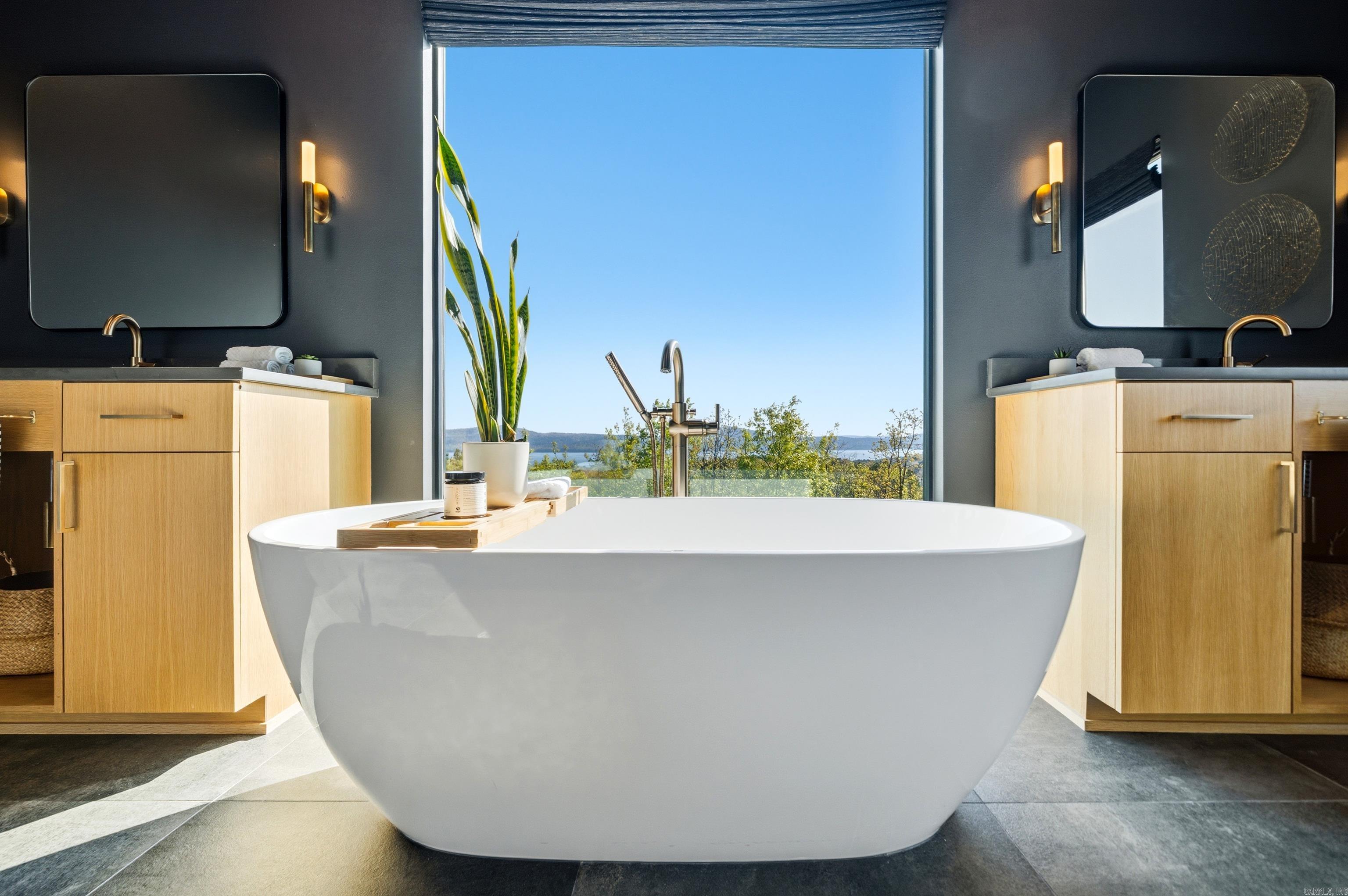 WATERVIEW ESTATES - Residential