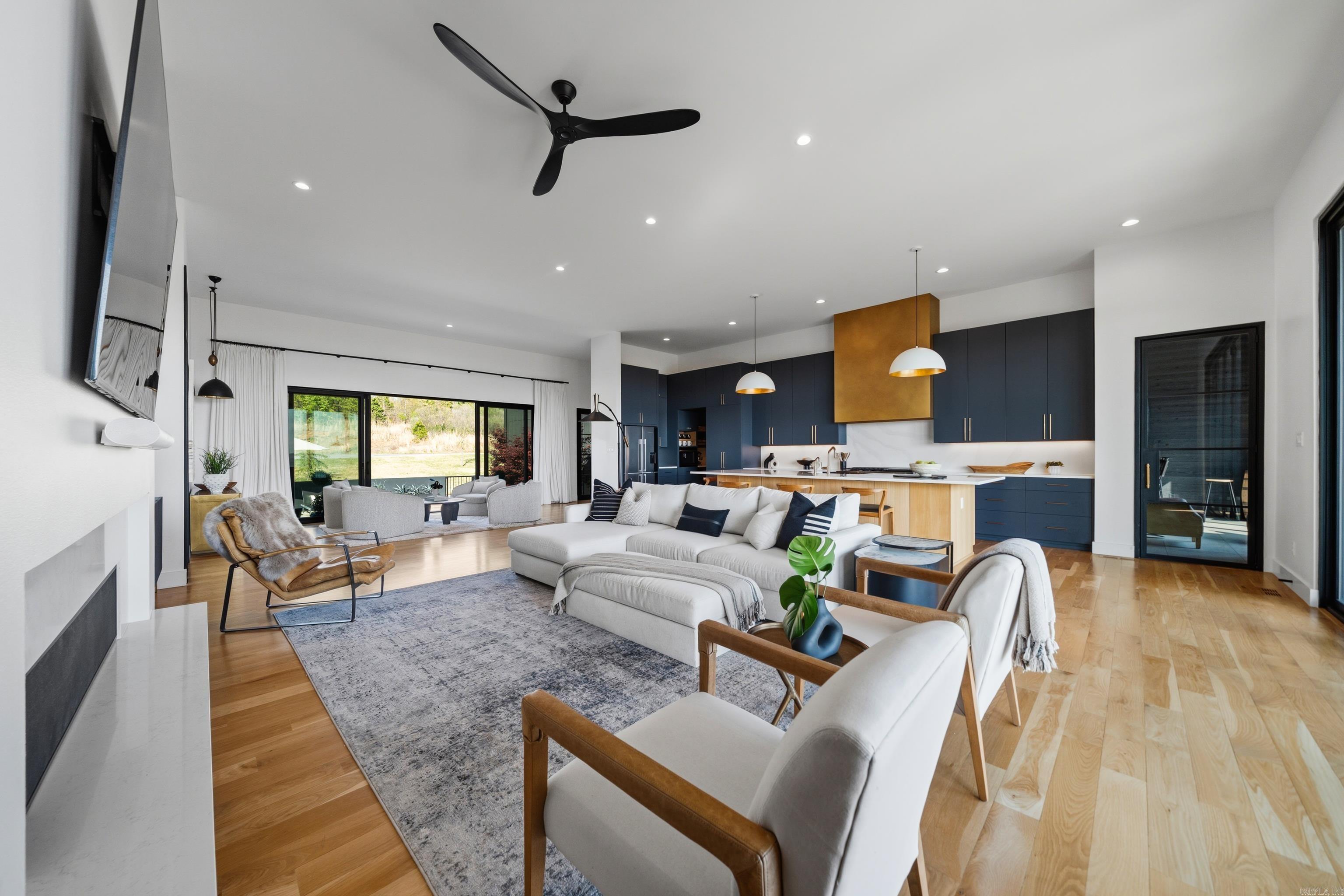 WATERVIEW ESTATES - Residential