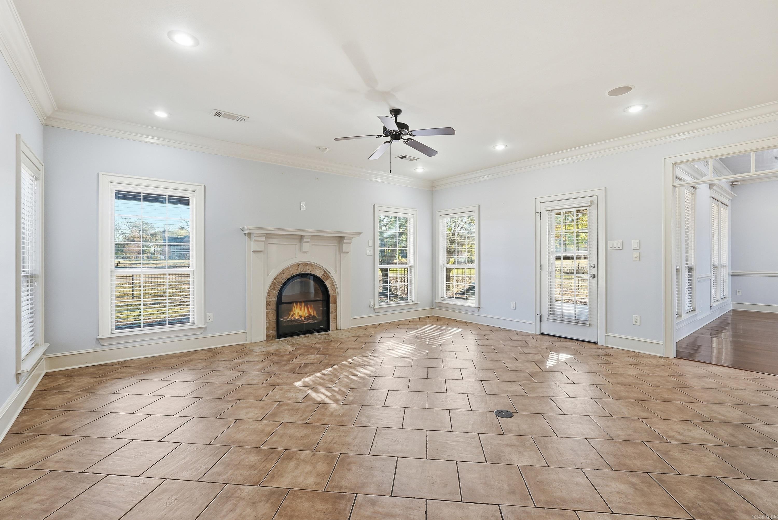 CENTENNIAL VALLEY - Residential