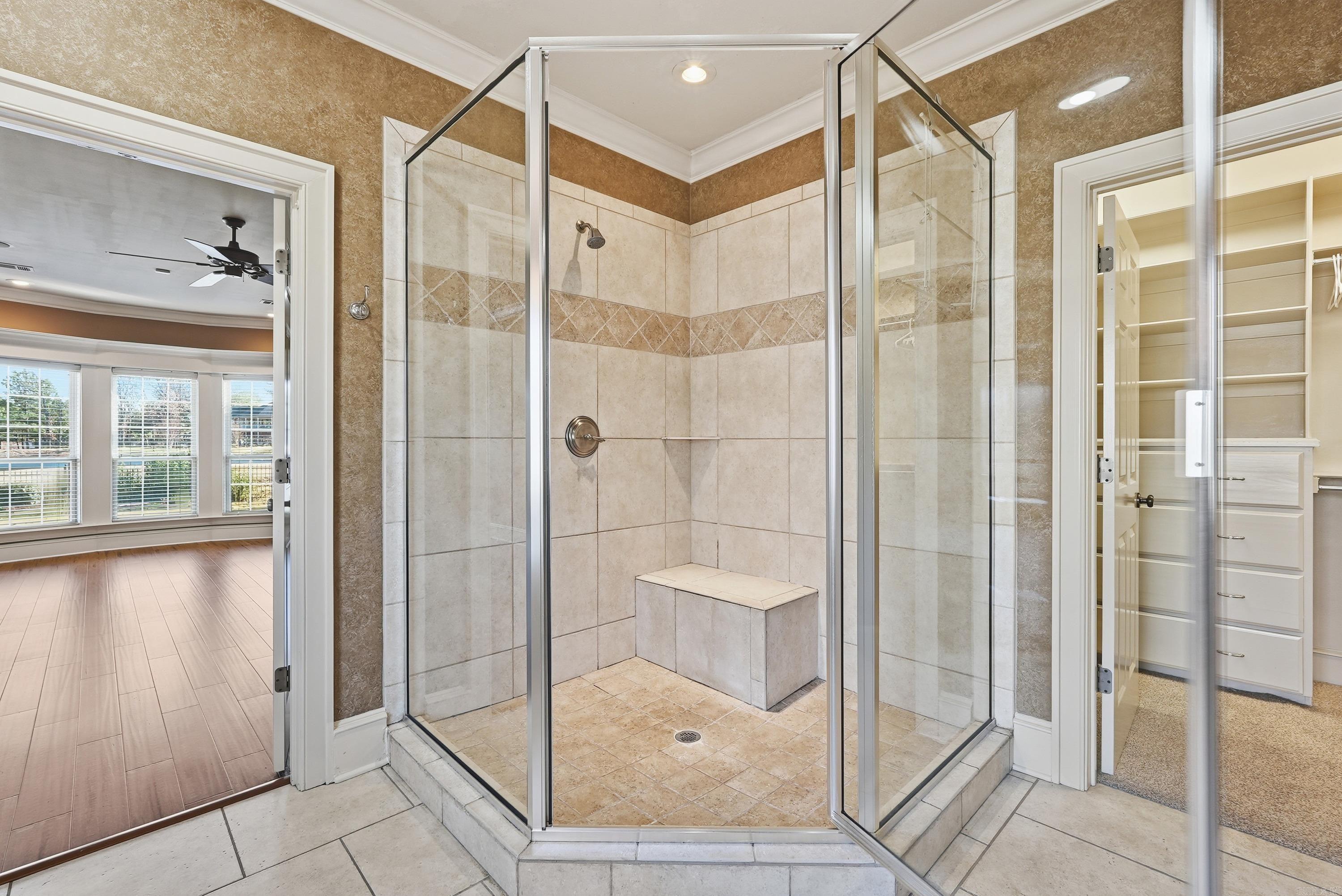 CENTENNIAL VALLEY - Residential