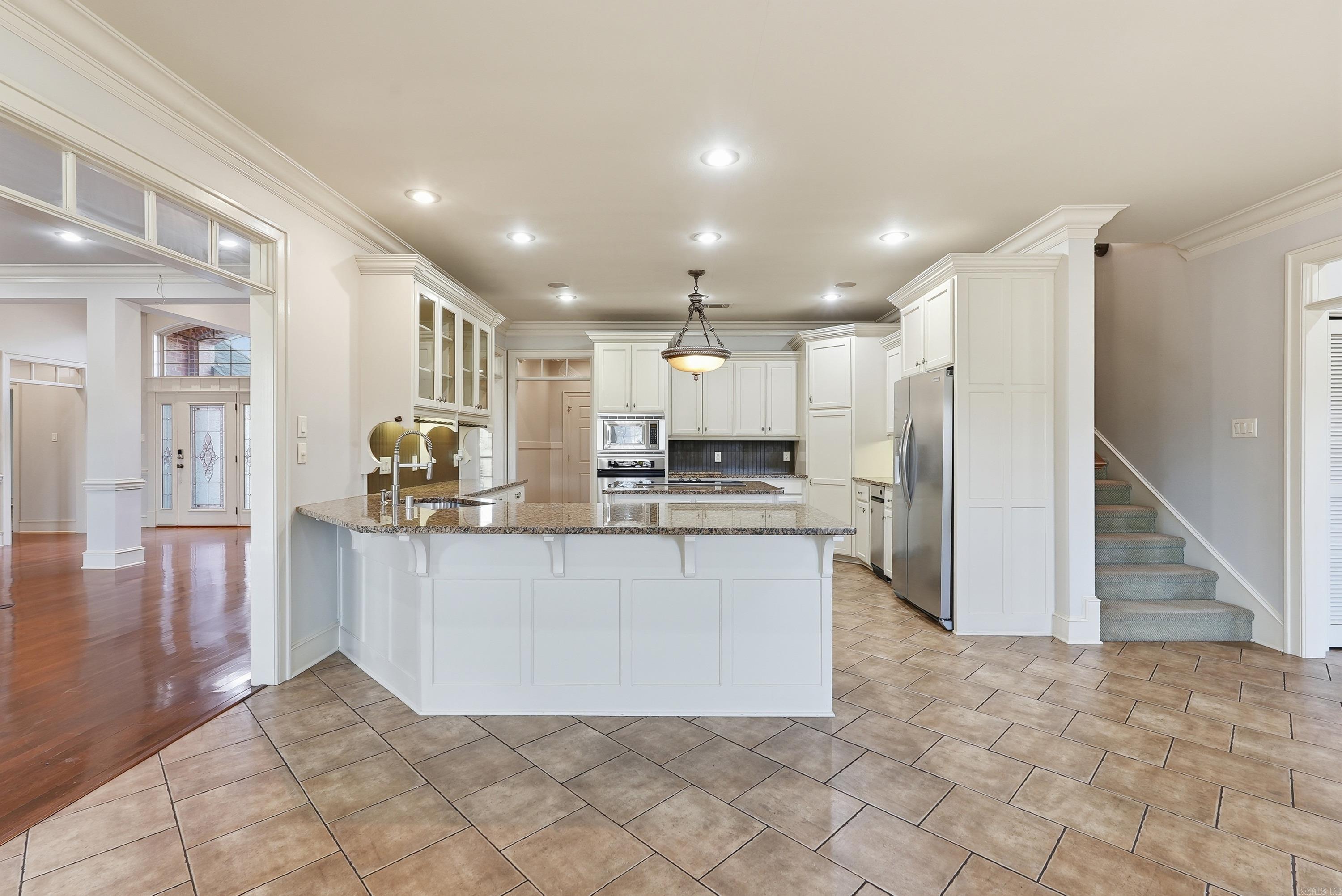 CENTENNIAL VALLEY - Residential