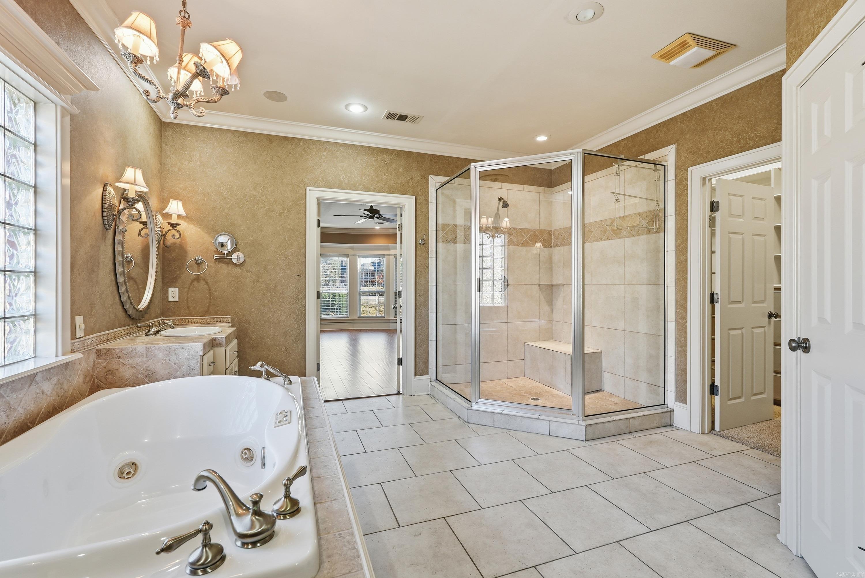 CENTENNIAL VALLEY - Residential