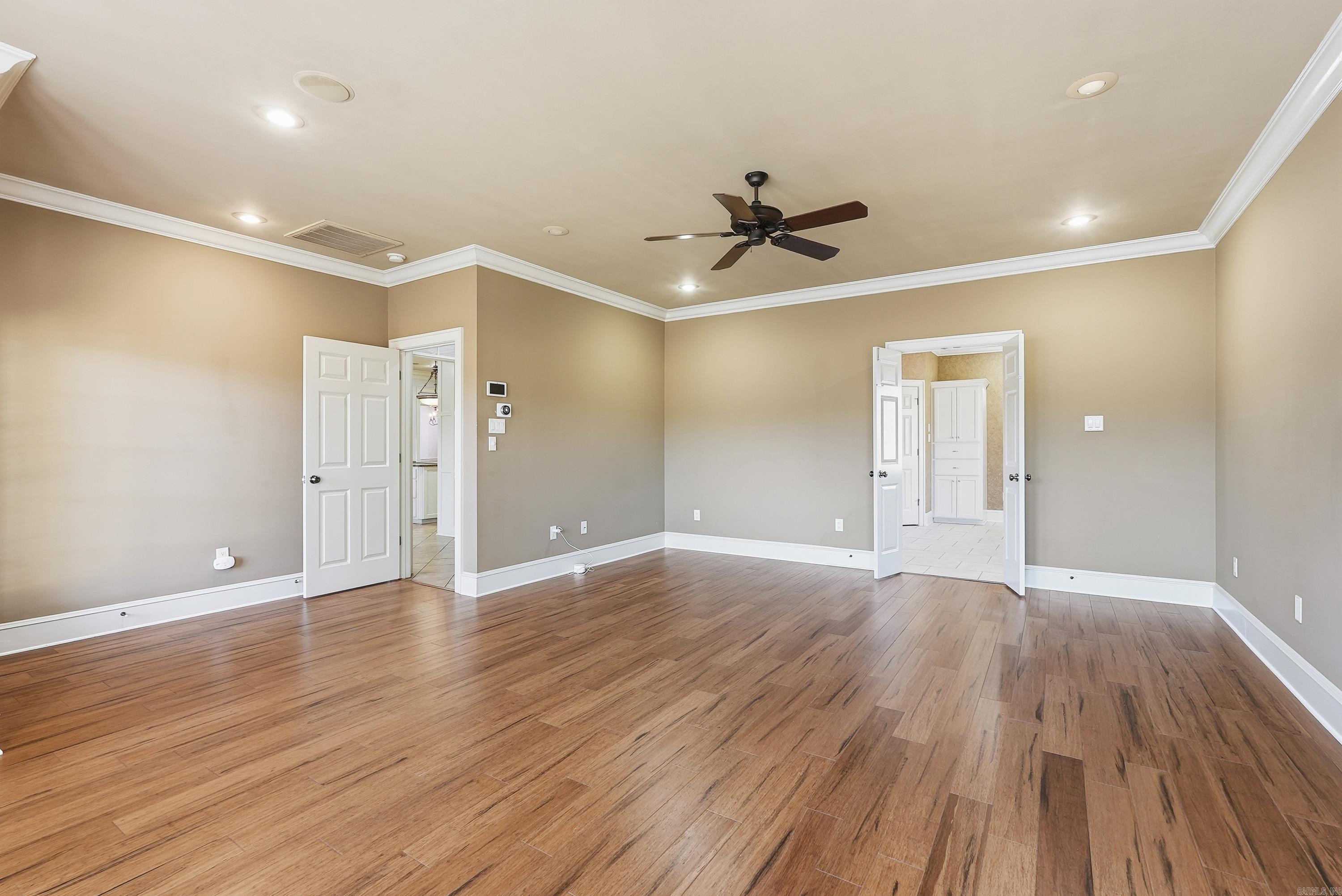 CENTENNIAL VALLEY - Residential