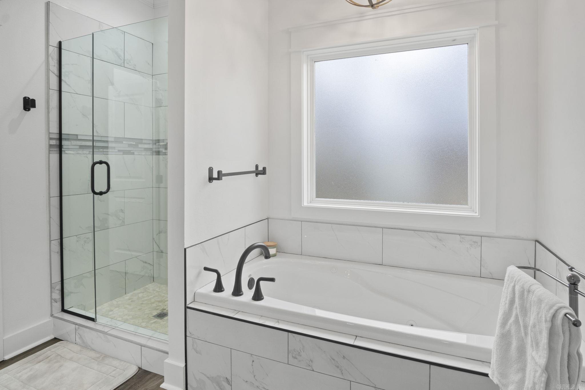 FOREST MANOR - Residential