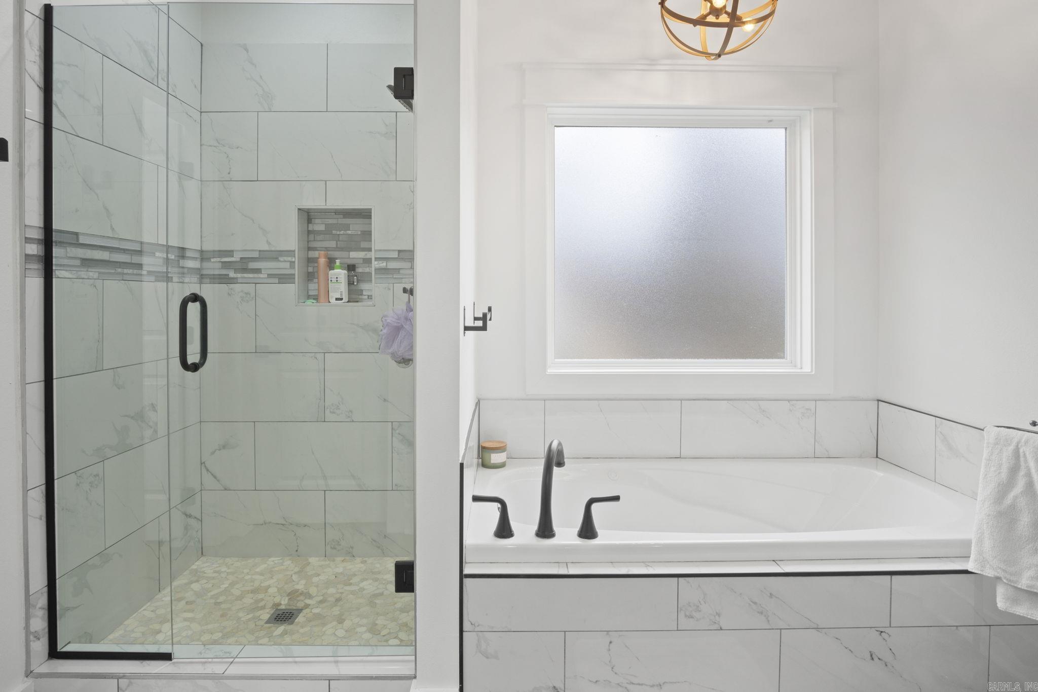 FOREST MANOR - Residential