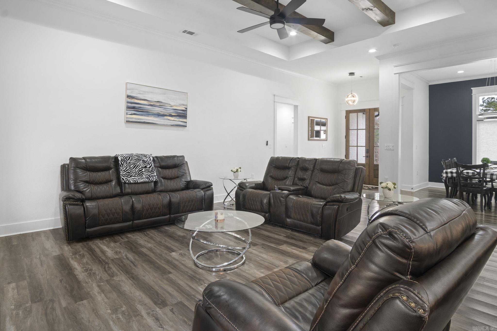 FOREST MANOR - Residential