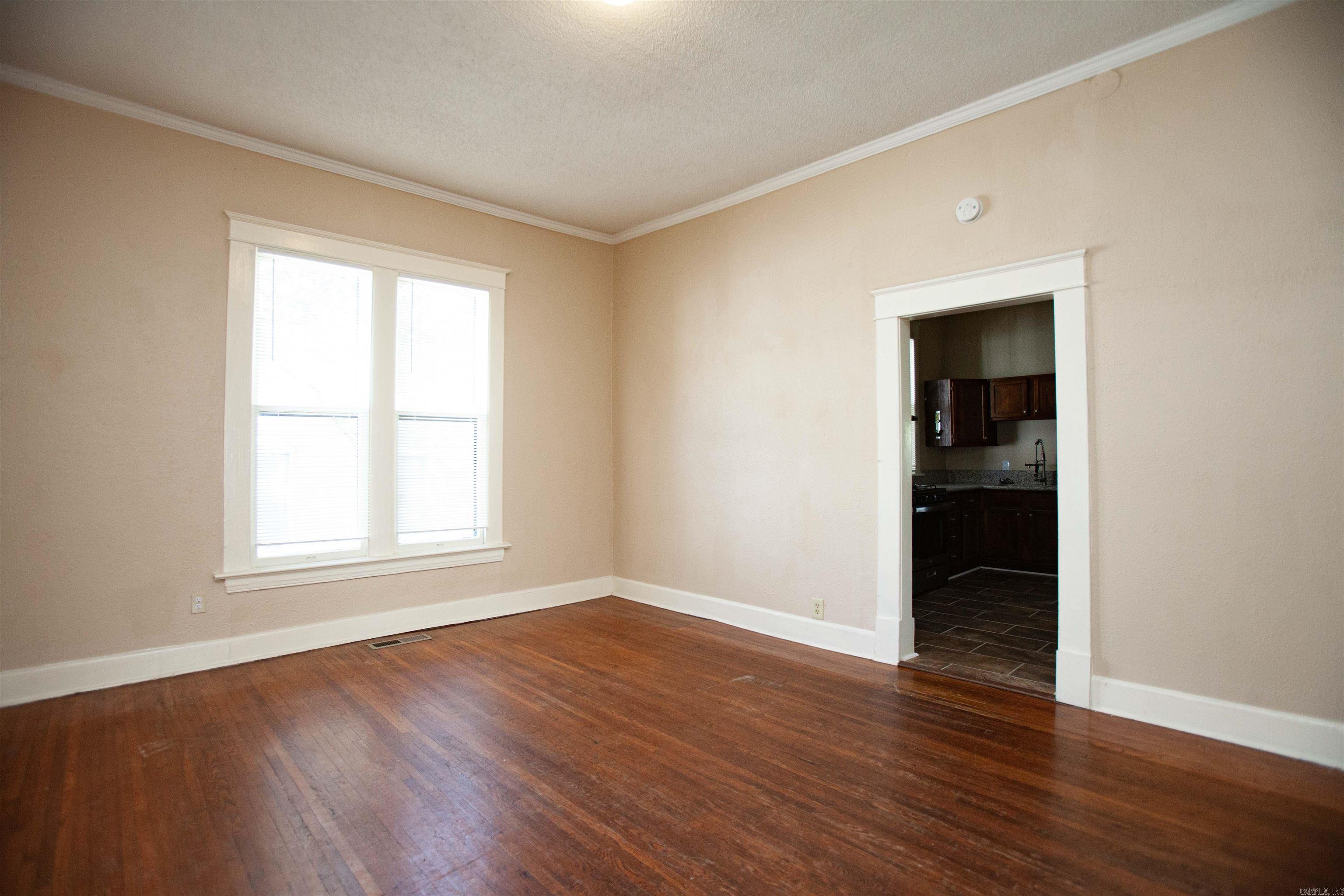 Jones & Worthen - Residential Lease