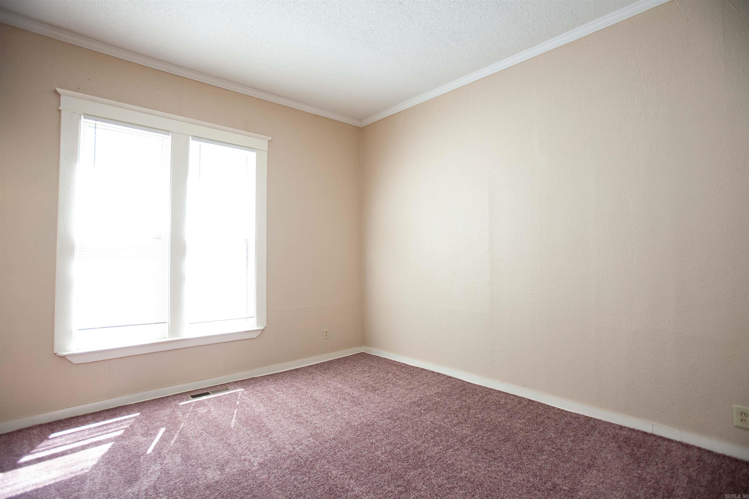 Jones & Worthen - Residential Lease