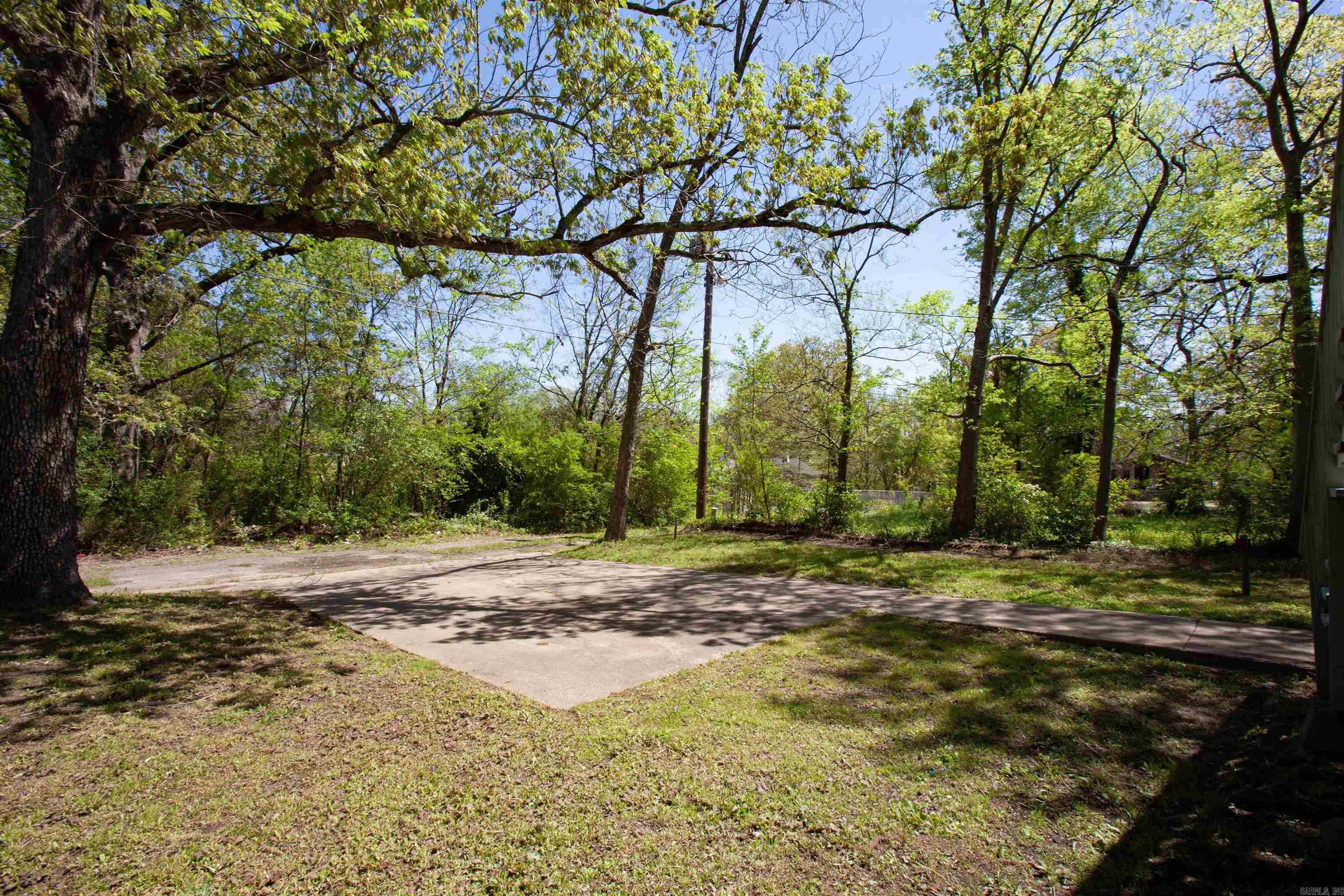 Jones & Worthen - Residential Lease