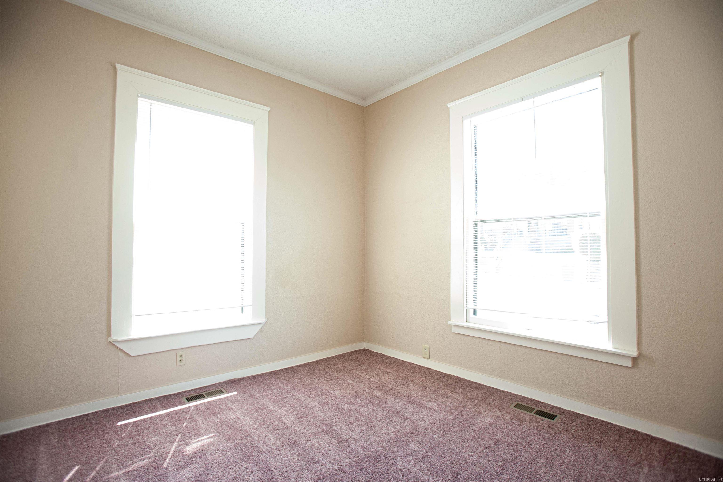 Jones & Worthen - Residential Lease