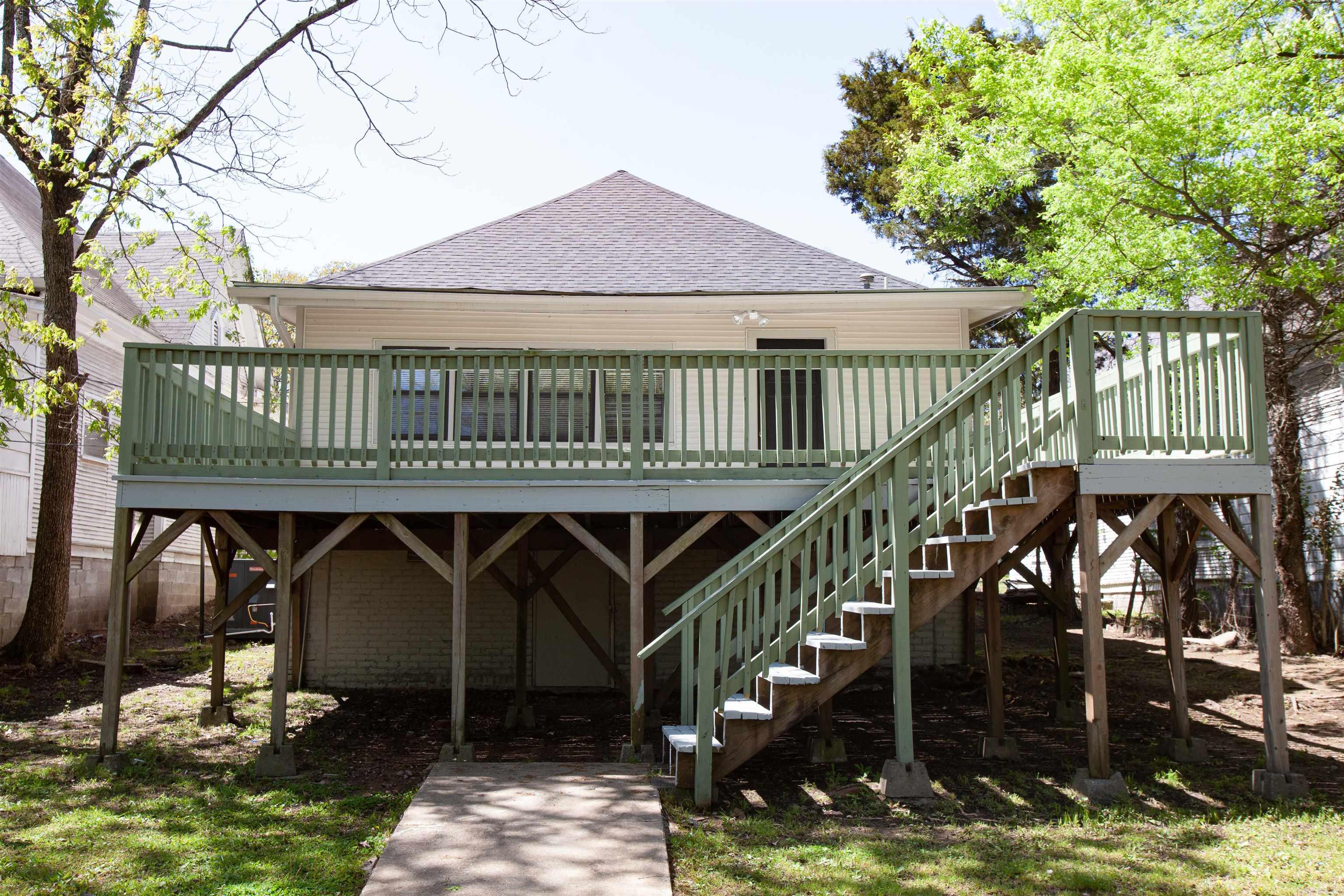 Jones & Worthen - Residential Lease