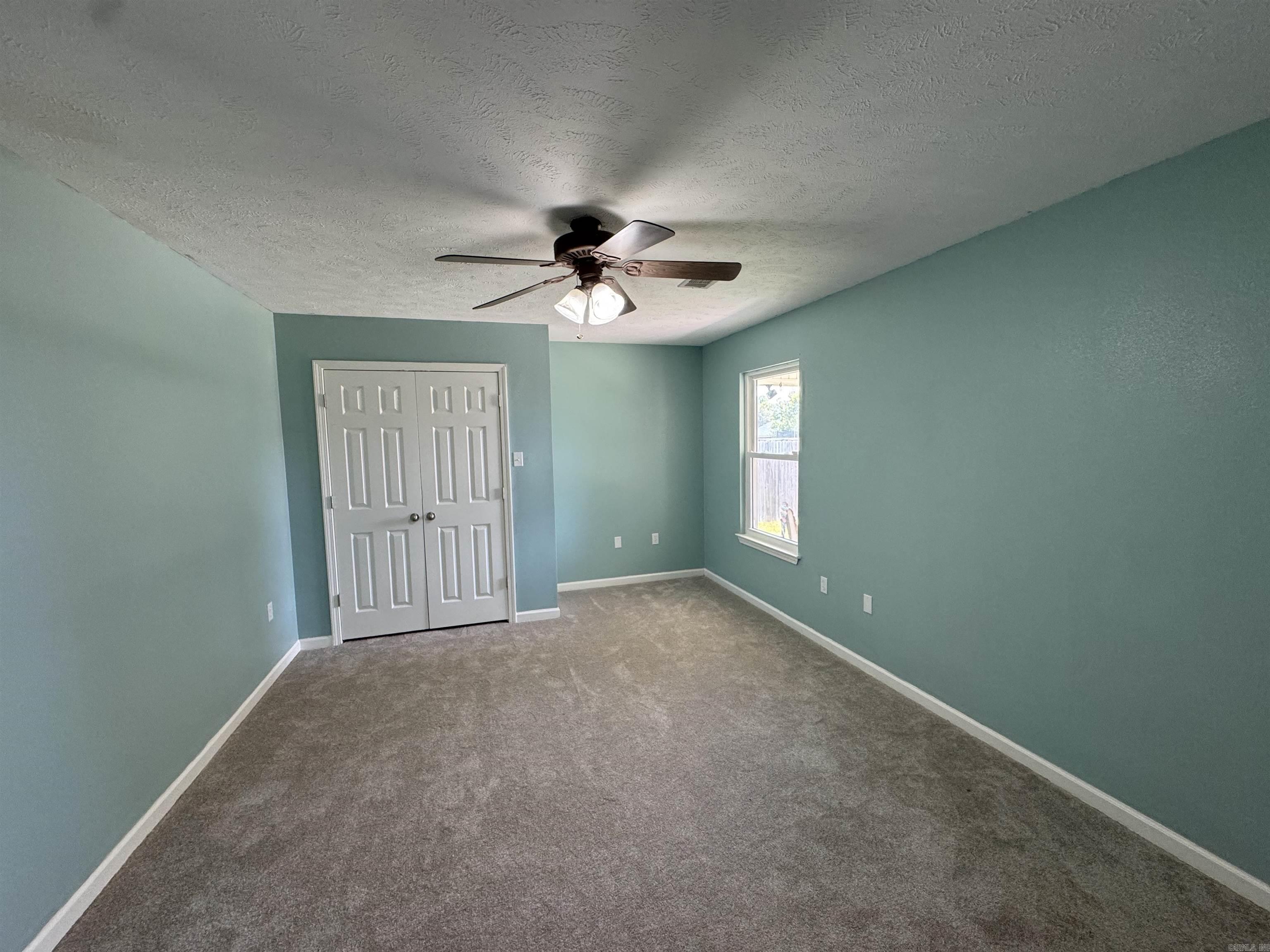 DOVE CREEK - Residential