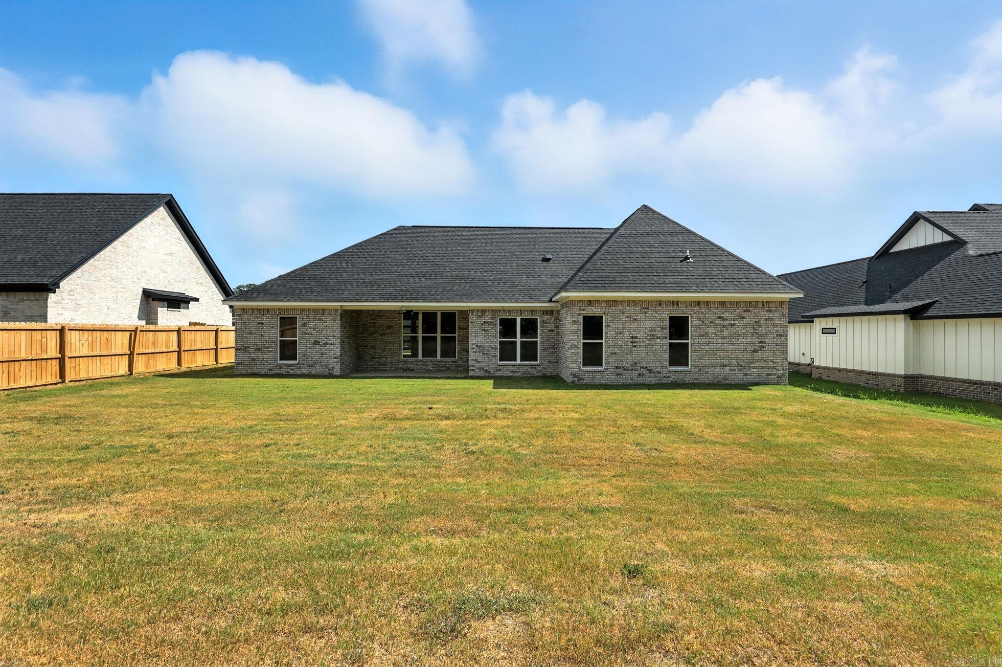 SARATOGA PLACE SUBDIVISION - Residential