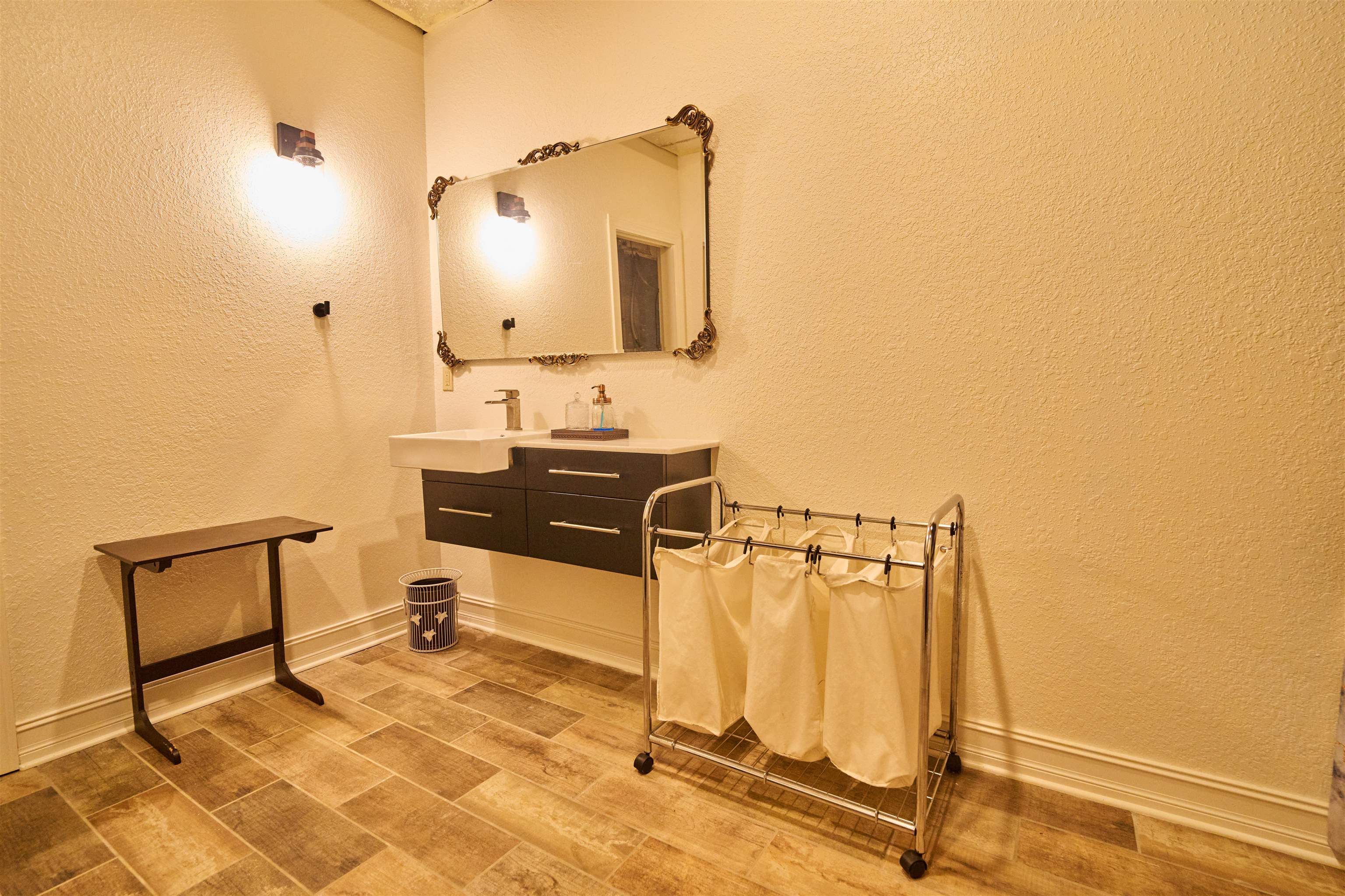 NEWCASTLE - Residential