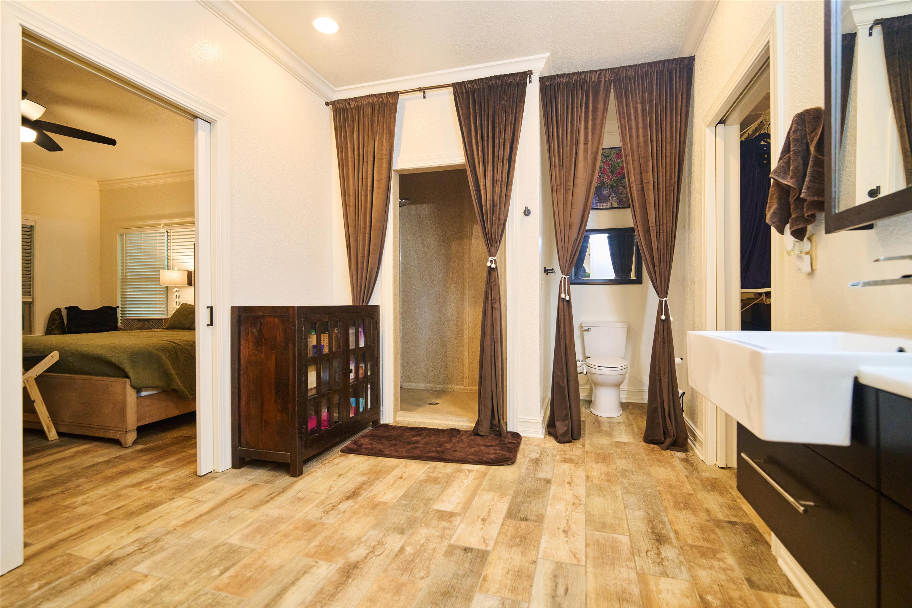 NEWCASTLE - Residential