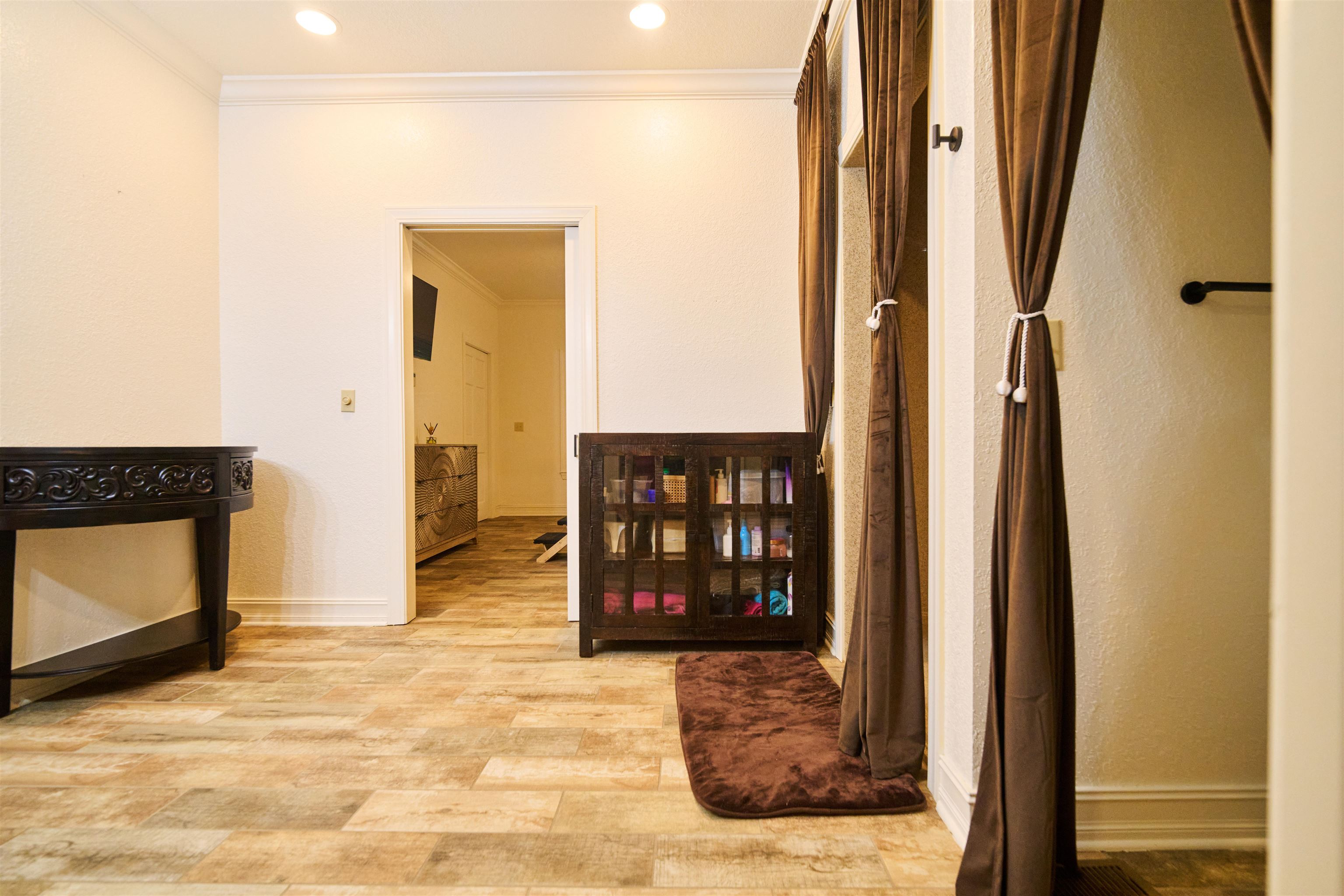 NEWCASTLE - Residential