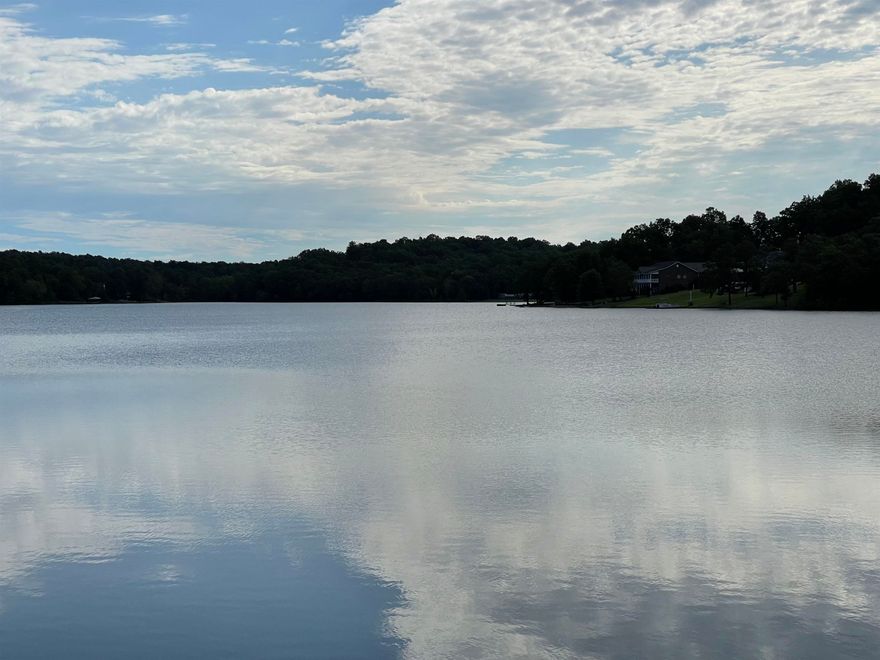 These beautiful lake lots are located at 2216 Executive Loop in Horseshoe Bend, Arkansas on Diamond Lake. This is a great location to build your dream home. There are a total of six lots-three on Diamond Lake and three off. Building your home in the center would give you a great view of the lake with woods surrounding you for privacy. You will need to get a state approved perc test to put in a septic system.