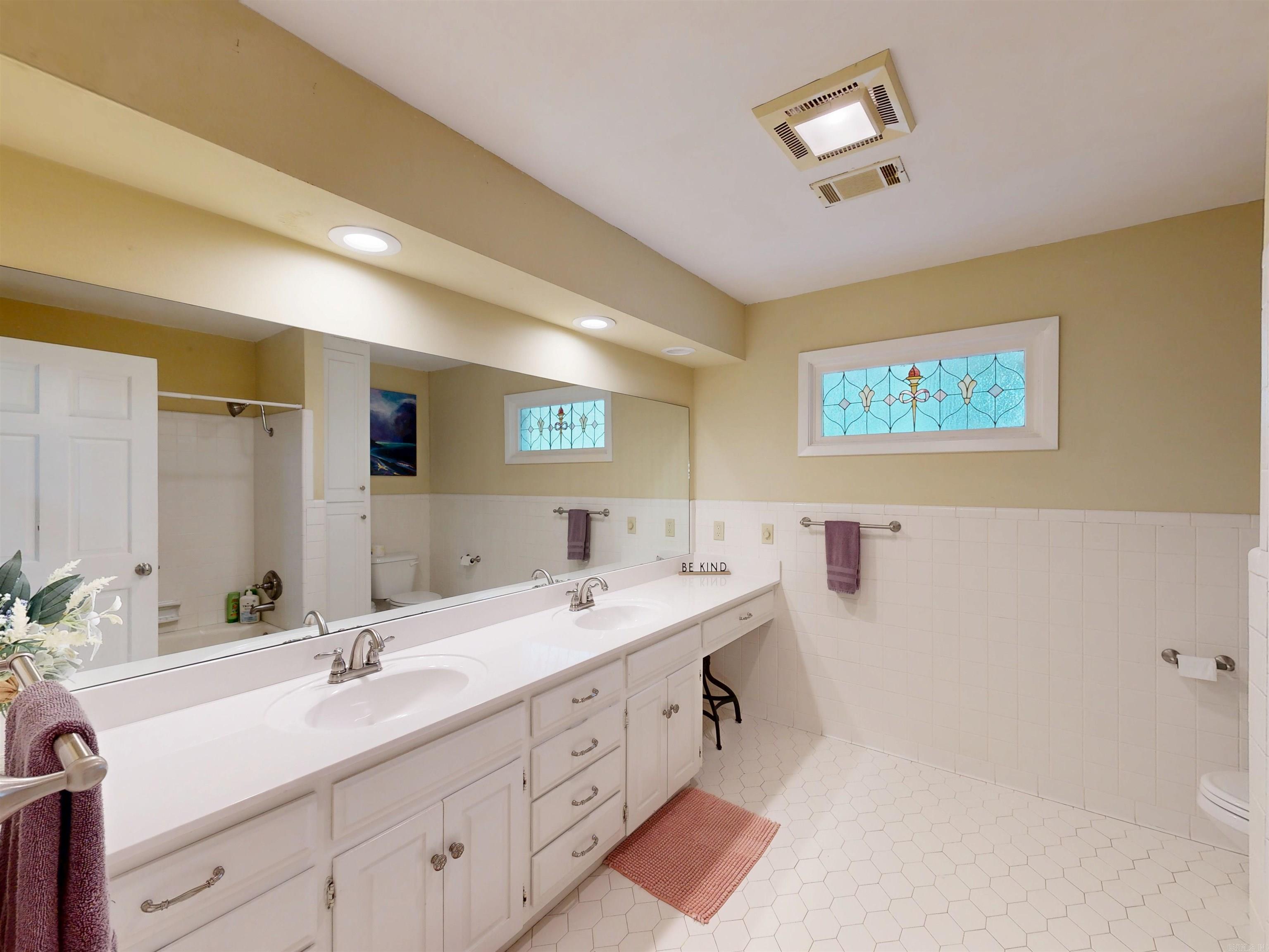 Eastgate I - Residential