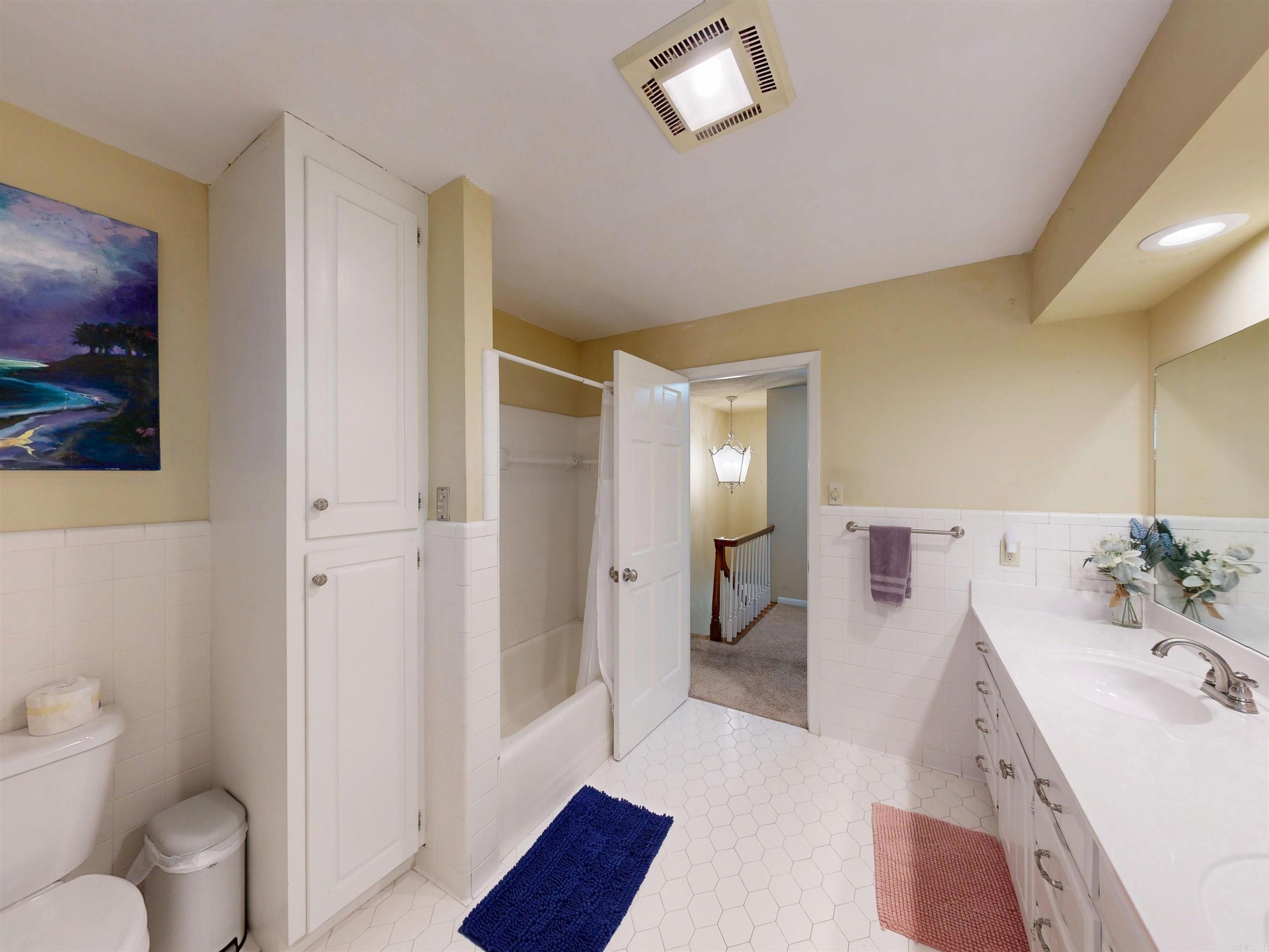 Eastgate I - Residential