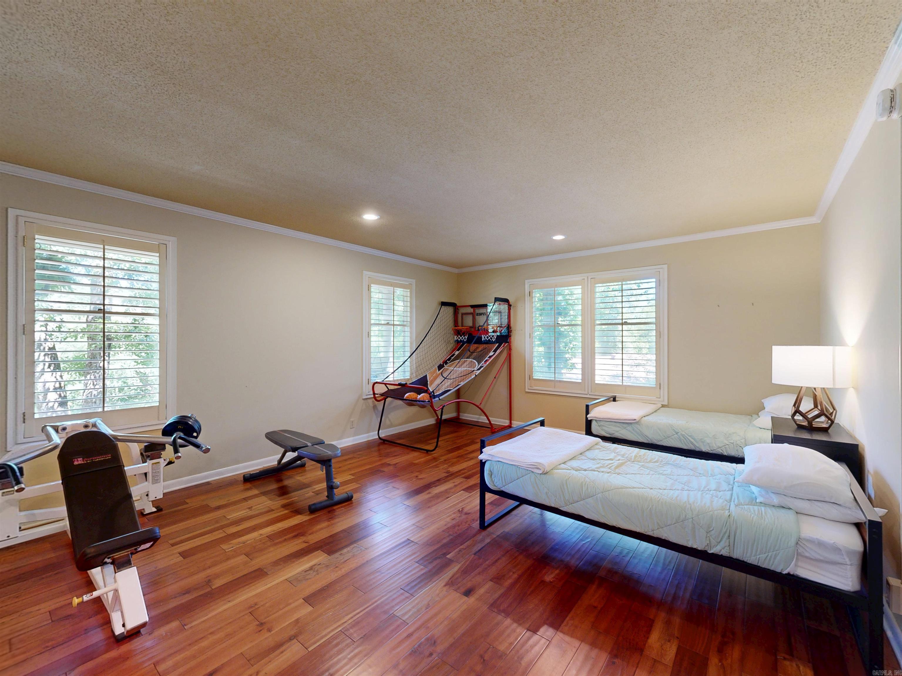 Eastgate I - Residential
