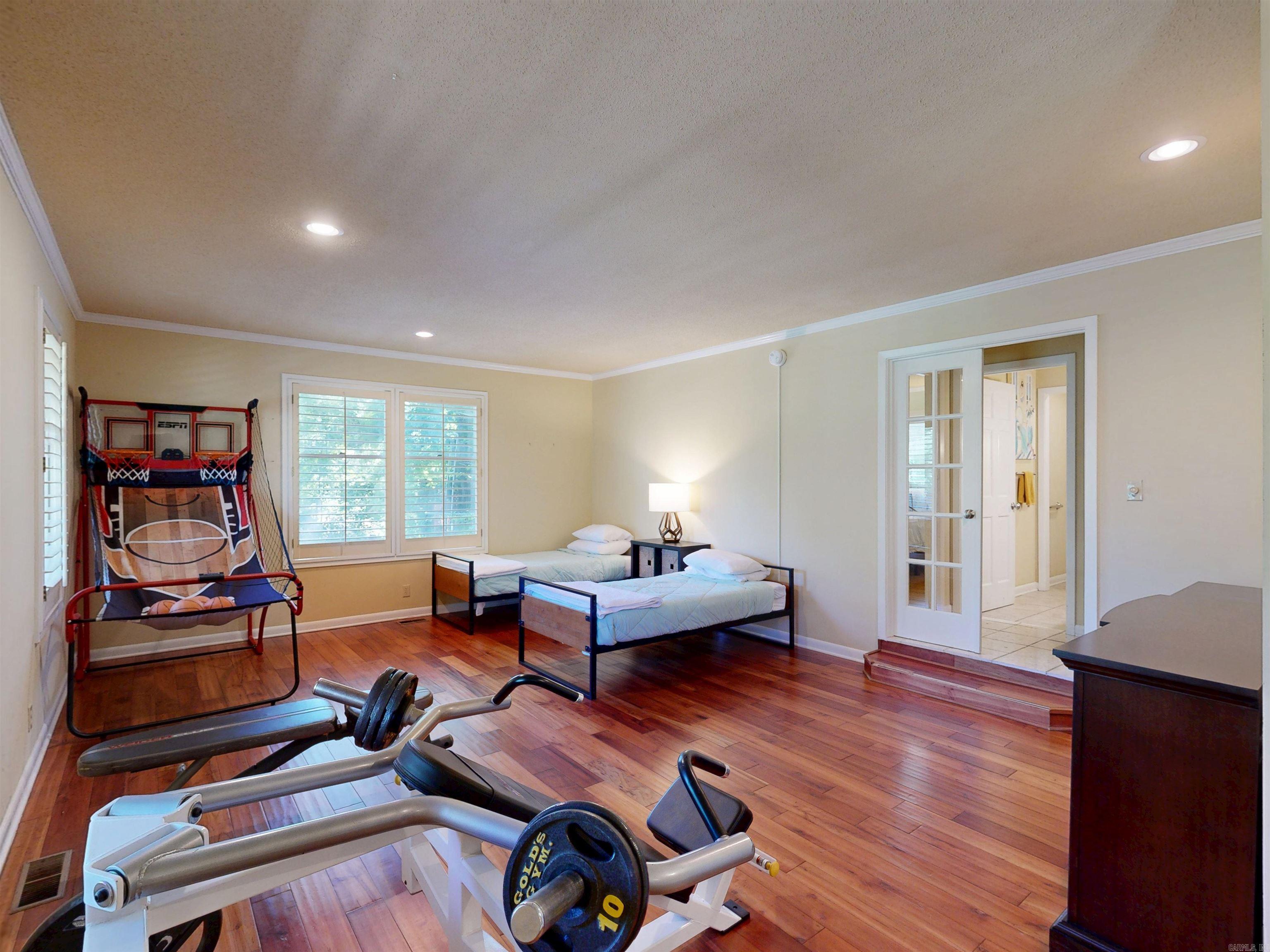 Eastgate I - Residential
