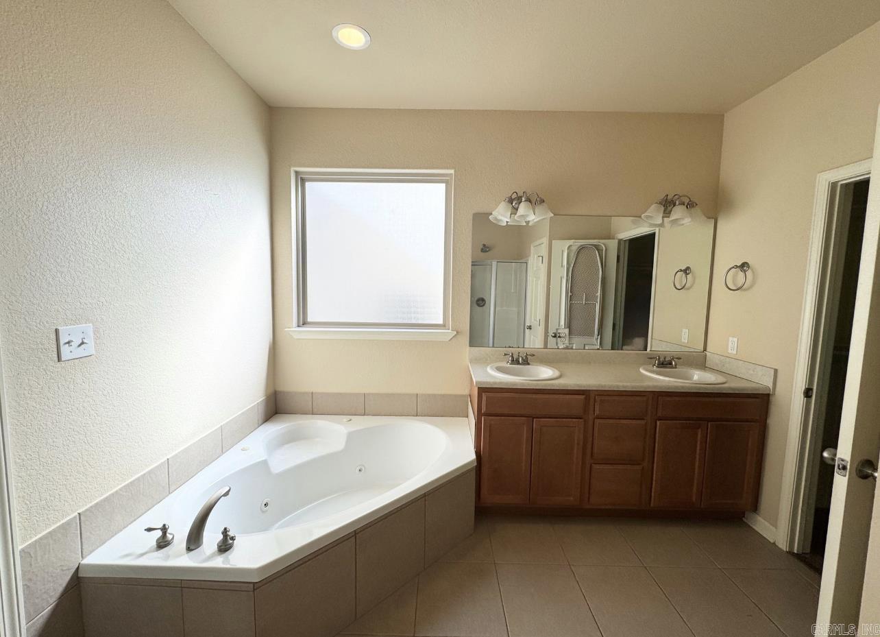 Shadow Peak HPR - Residential Lease