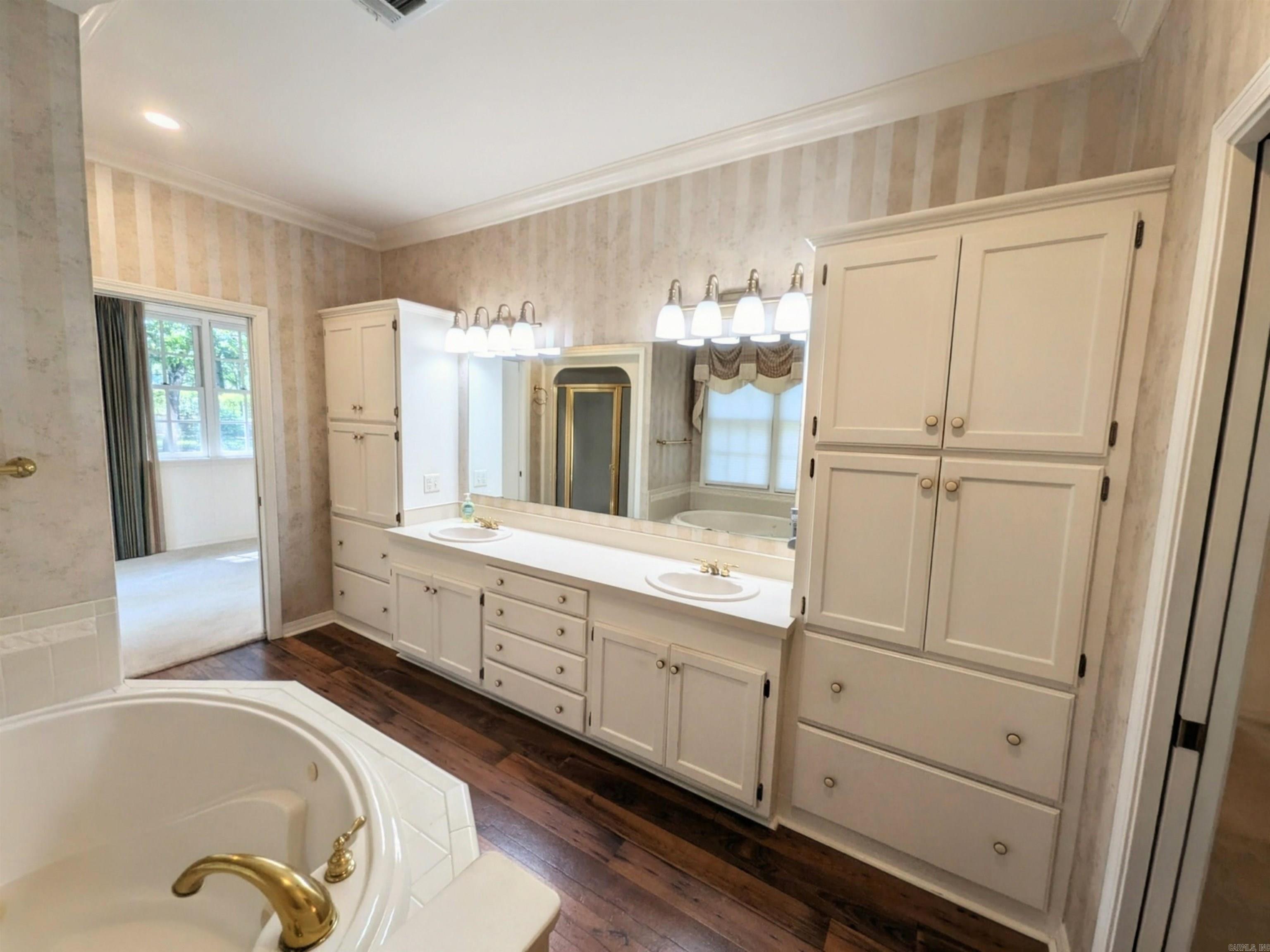 VIRGINIA DALE HILLS - Residential