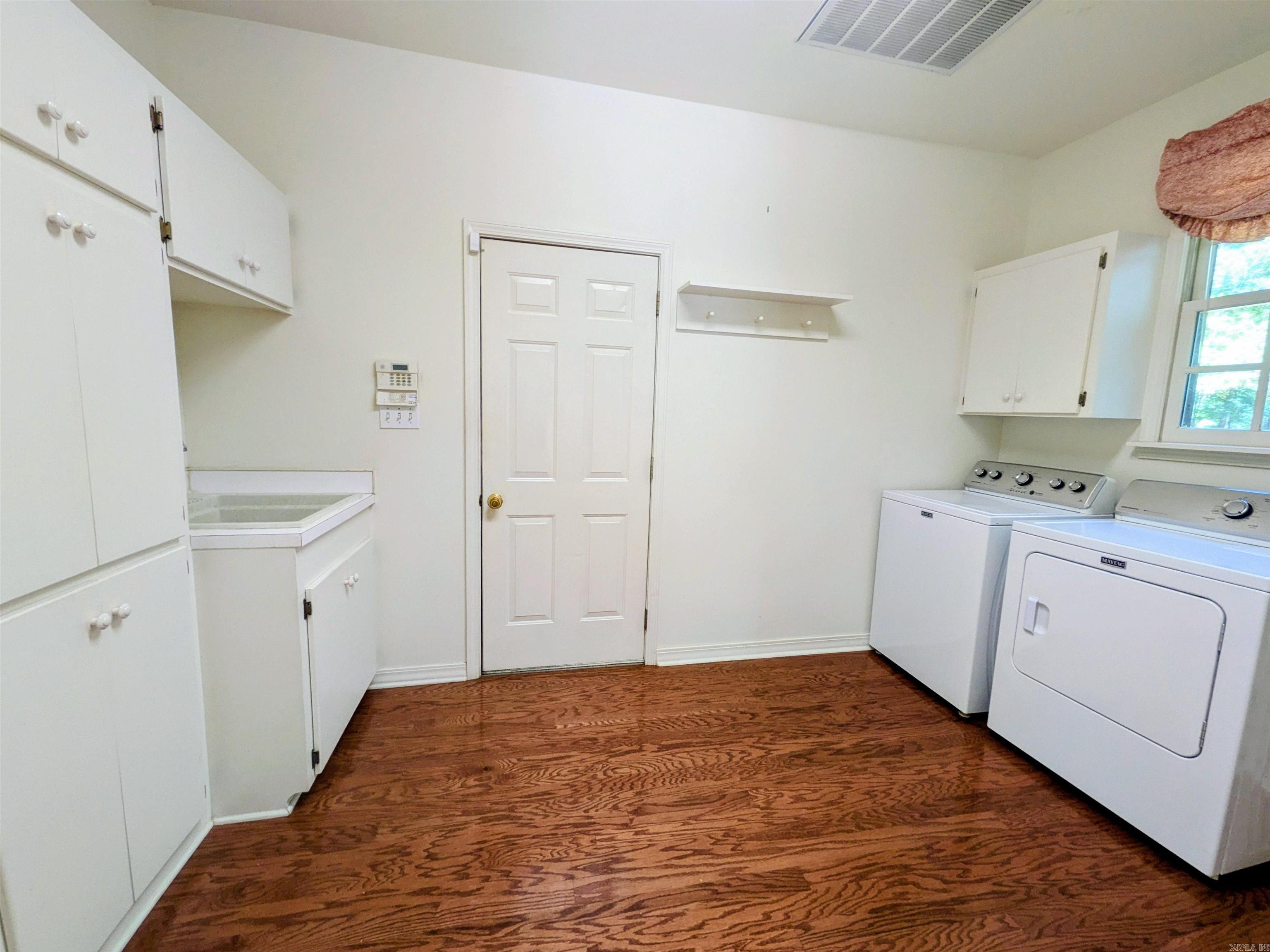 VIRGINIA DALE HILLS - Residential
