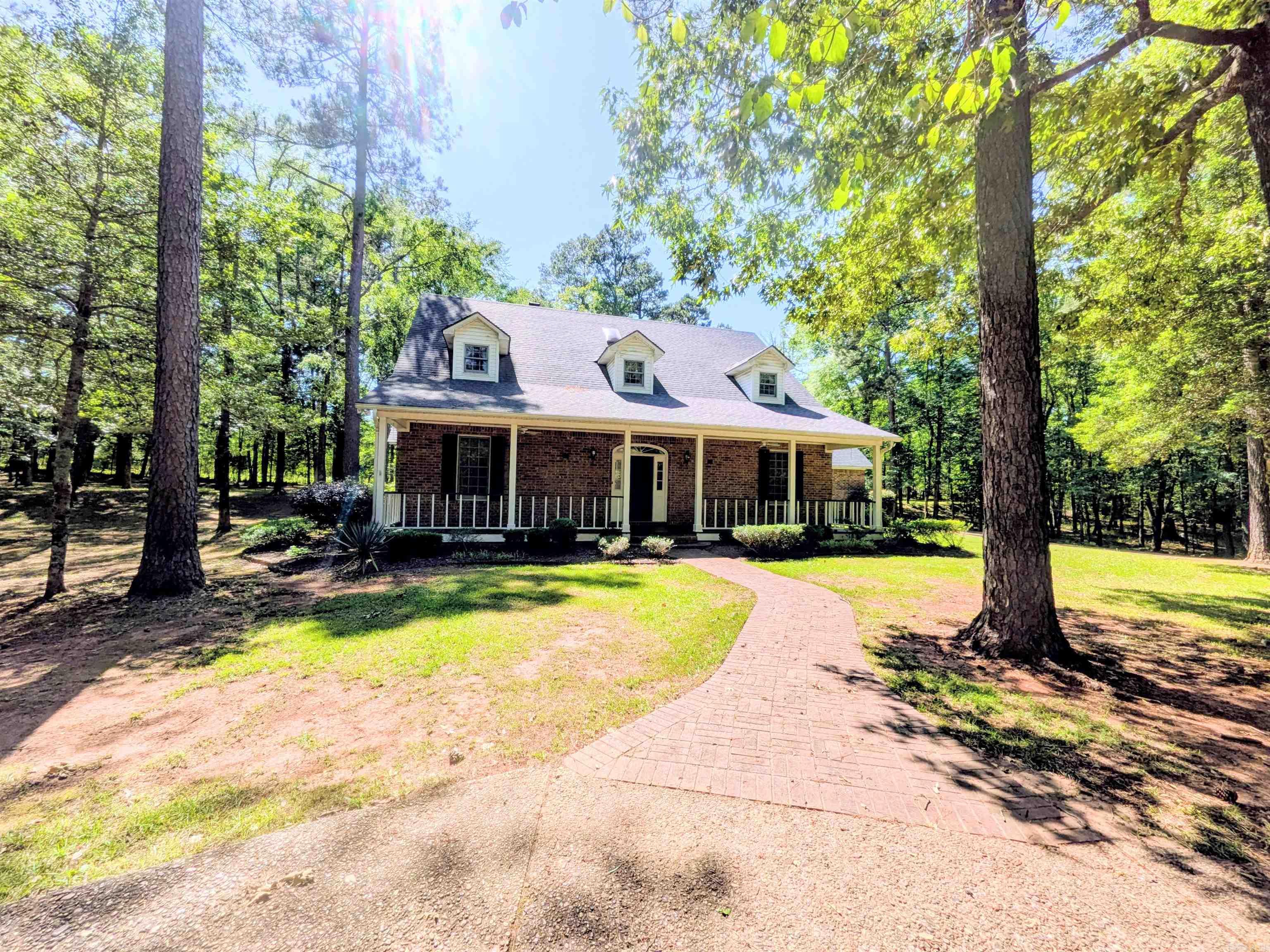 VIRGINIA DALE HILLS - Residential