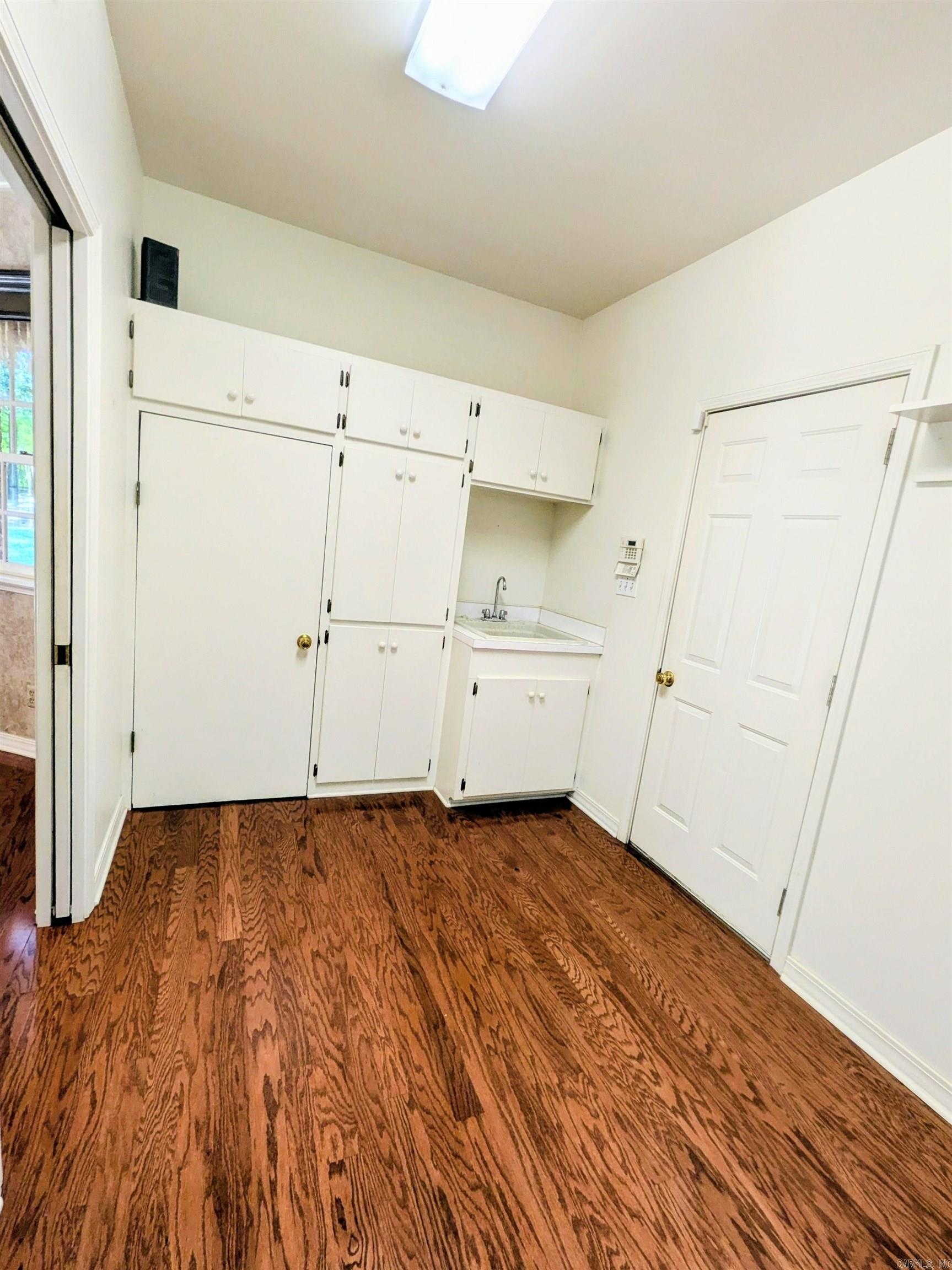 VIRGINIA DALE HILLS - Residential